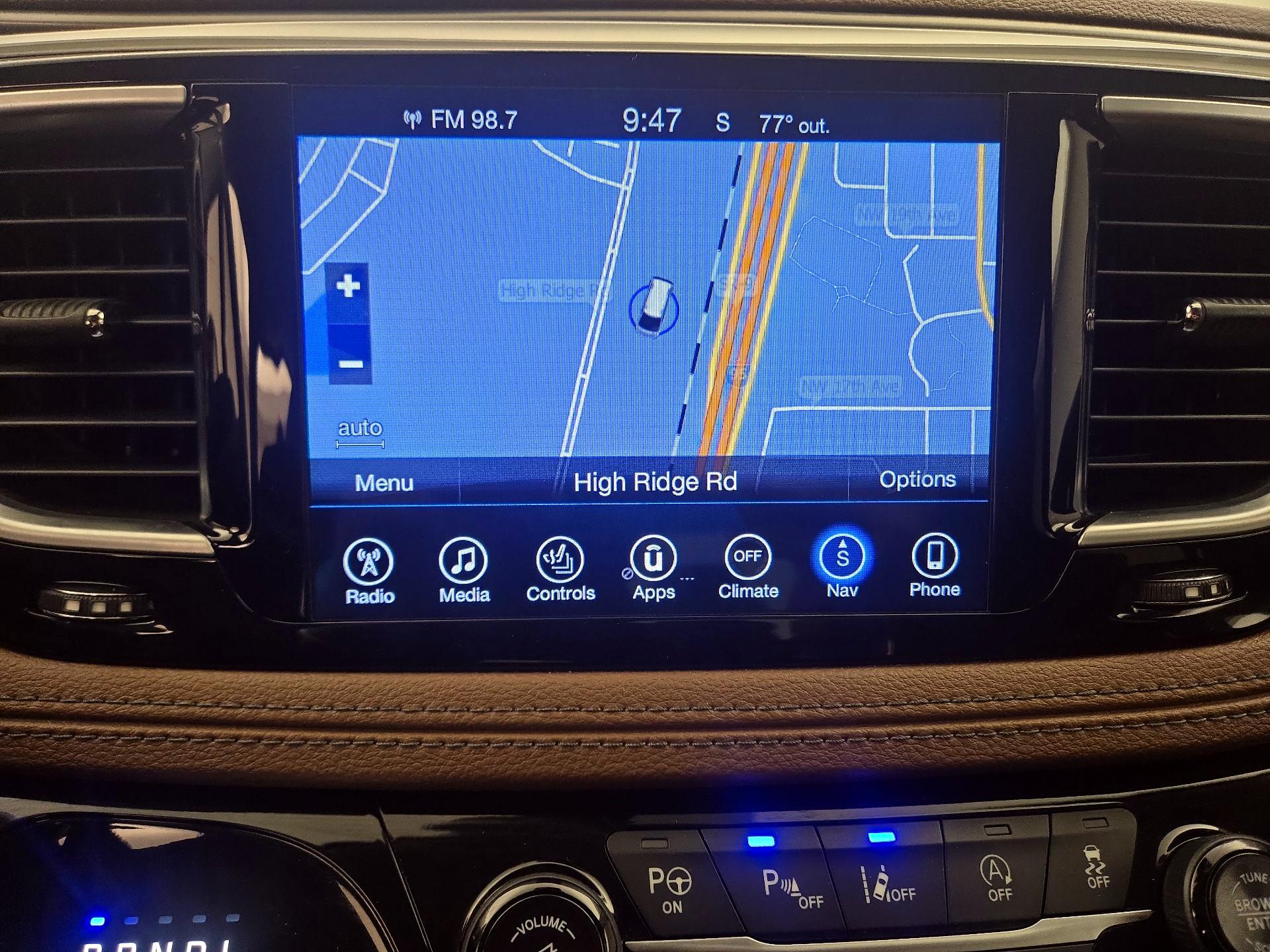 Thumbnail: 2017 Chrysler Pacifica - 14