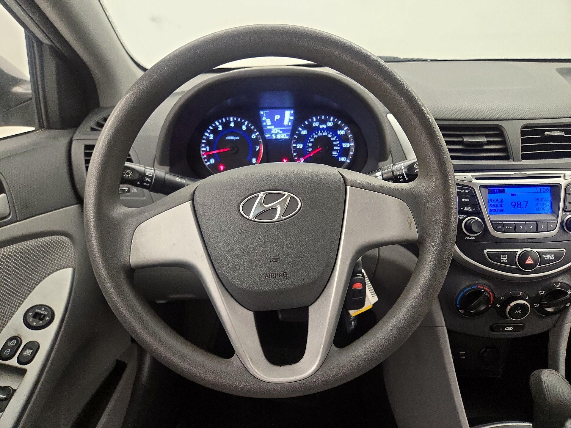 Thumbnail: 2014 Hyundai Accent - 10