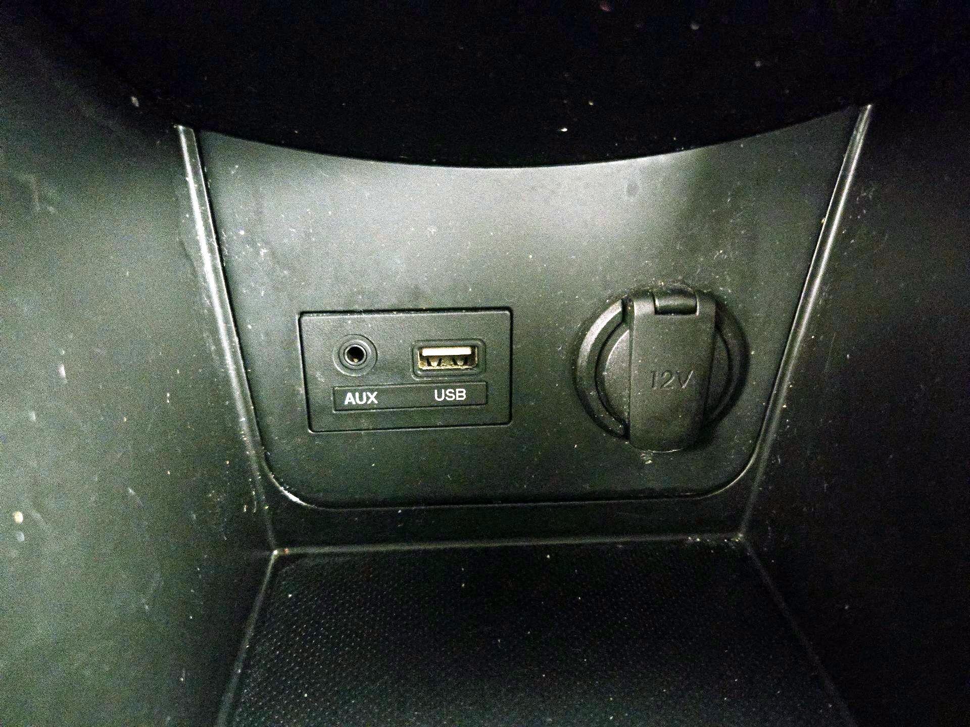 Thumbnail: 2014 Hyundai Accent - 17