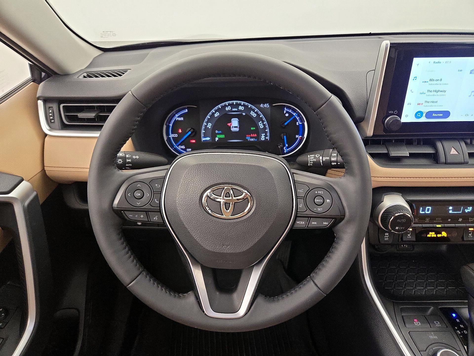 Thumbnail: 2024 Toyota RAV4 - 10