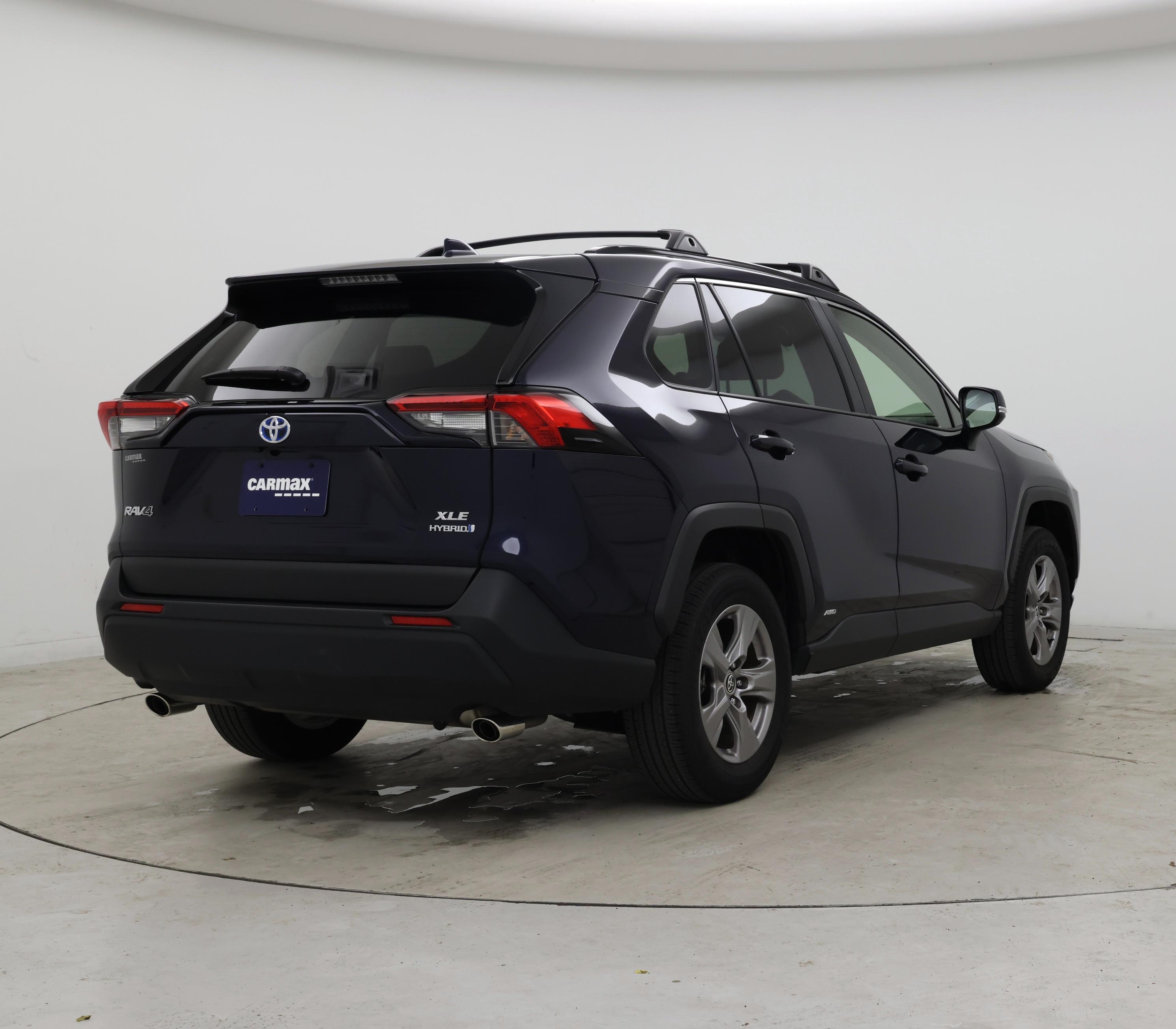 Thumbnail: 2024 Toyota RAV4 - 8
