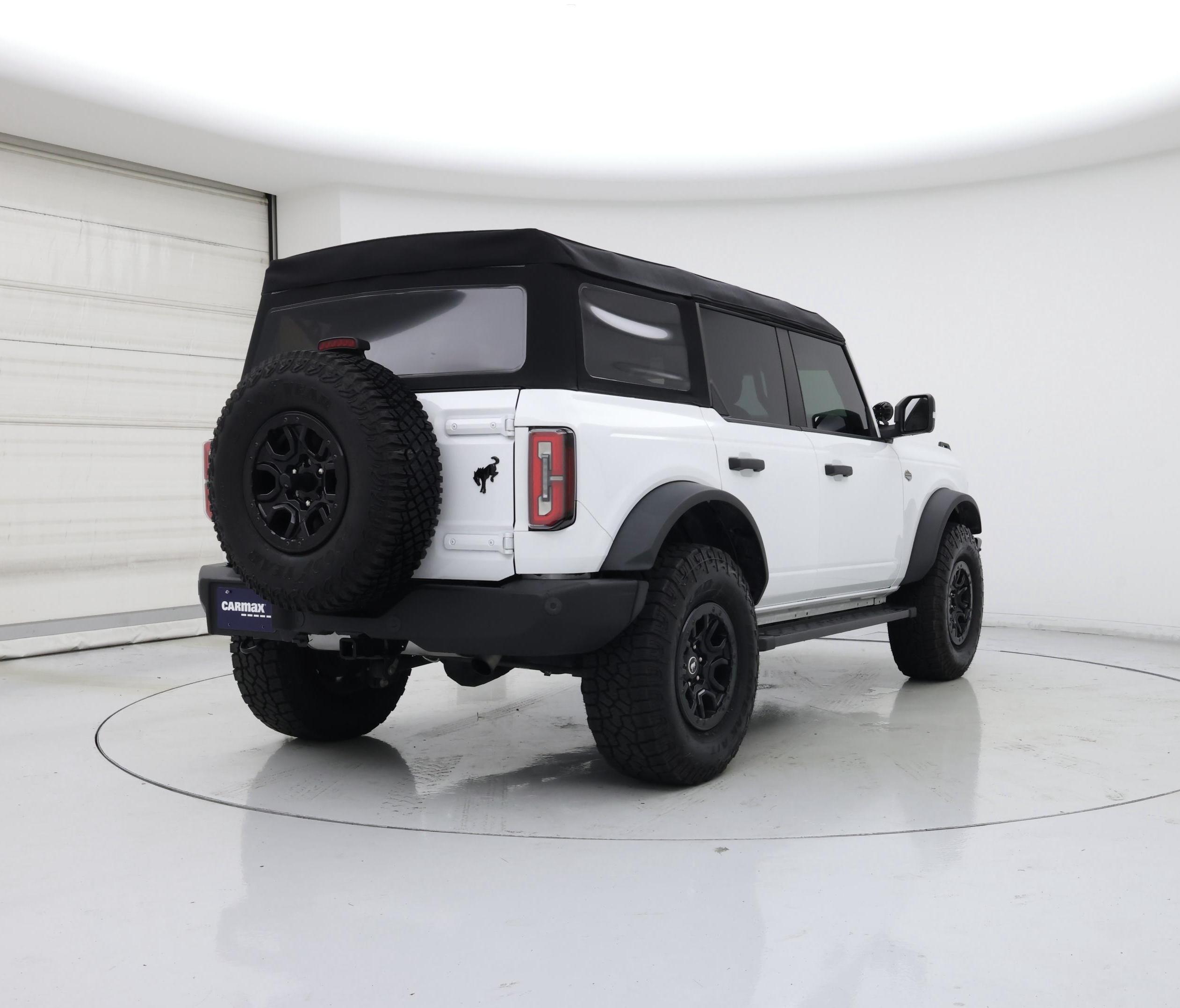 Thumbnail: 2023 Ford Bronco - 8