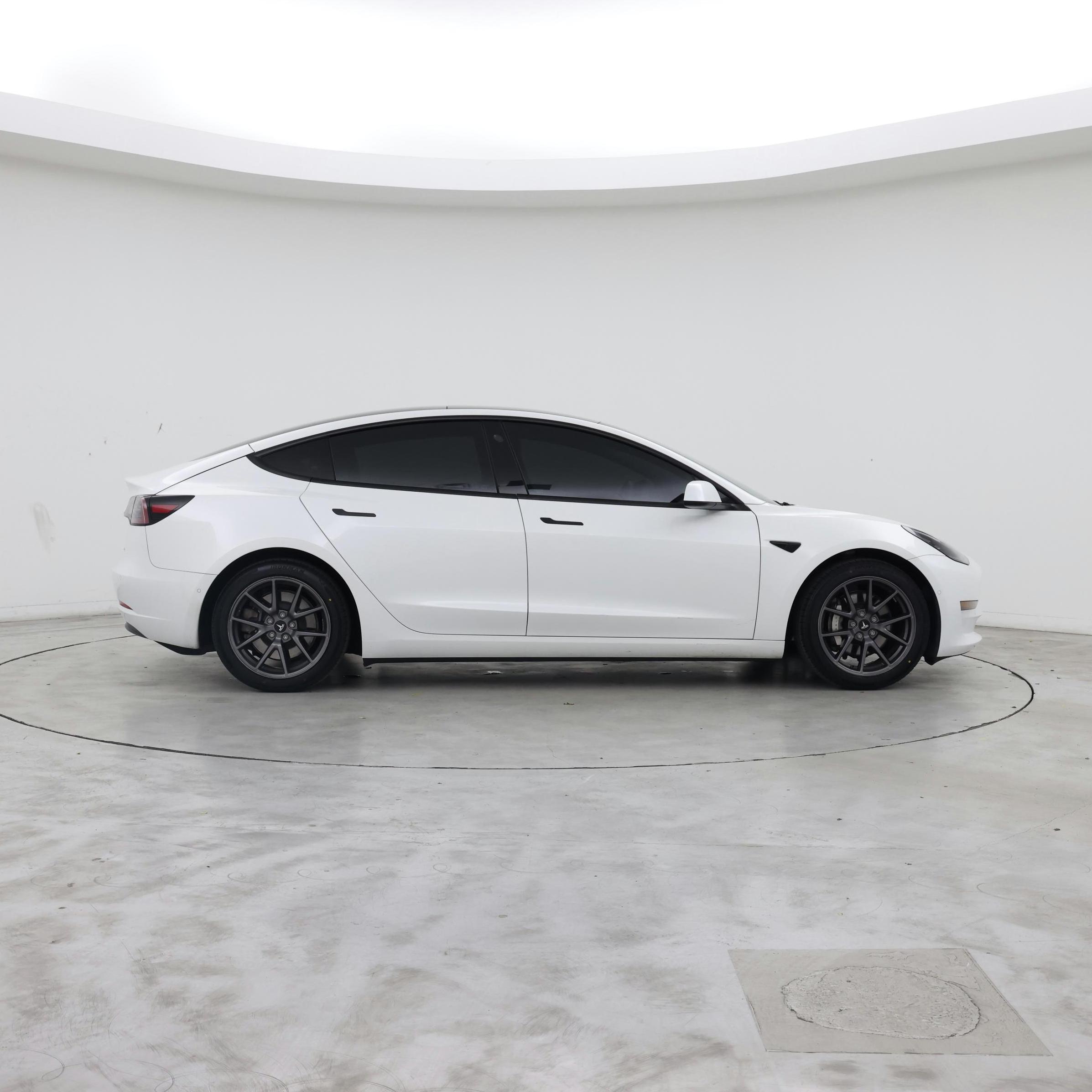 Thumbnail: 2021 Tesla Model 3 - 7
