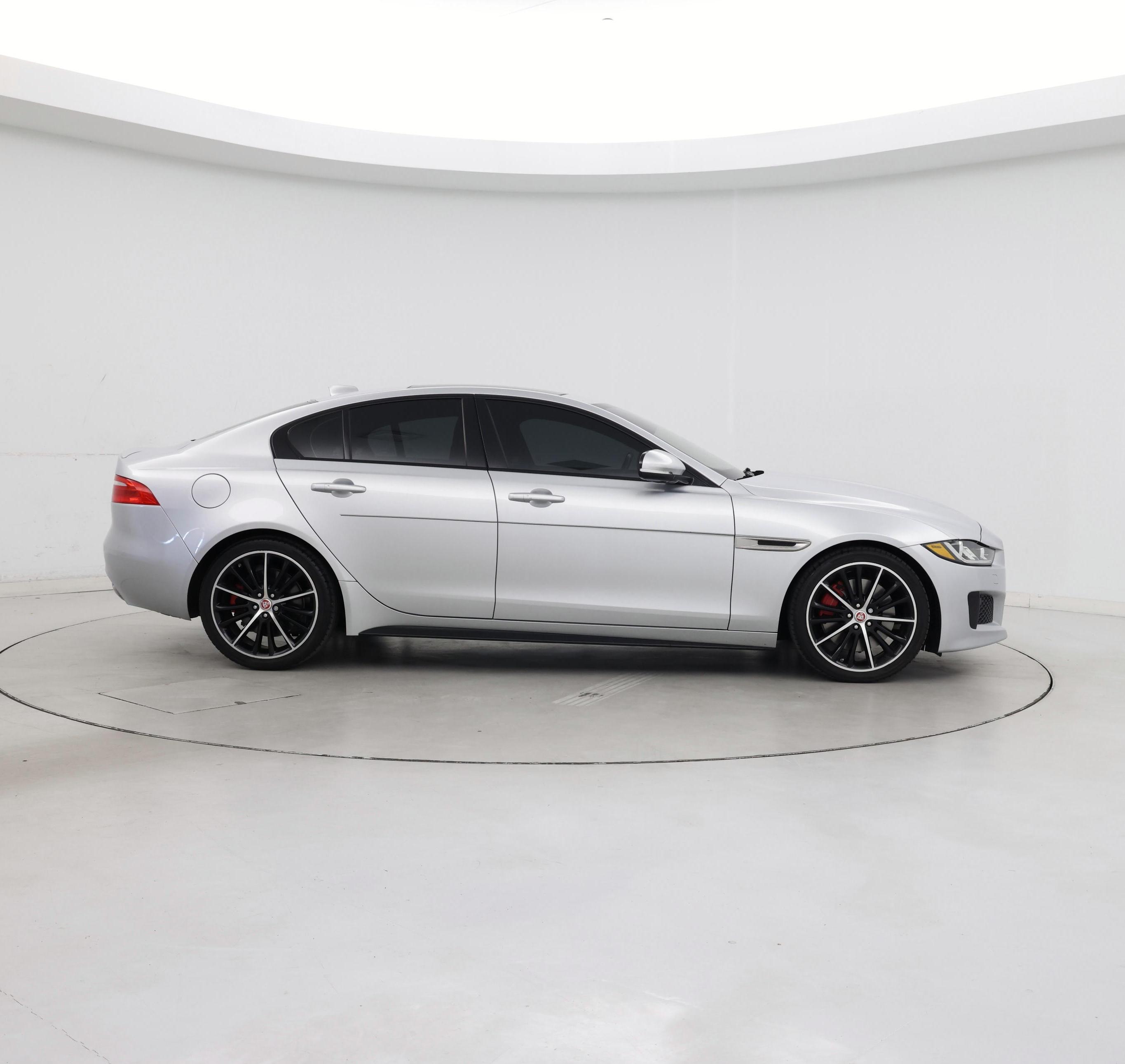 Thumbnail: 2018 Jaguar XE - 7