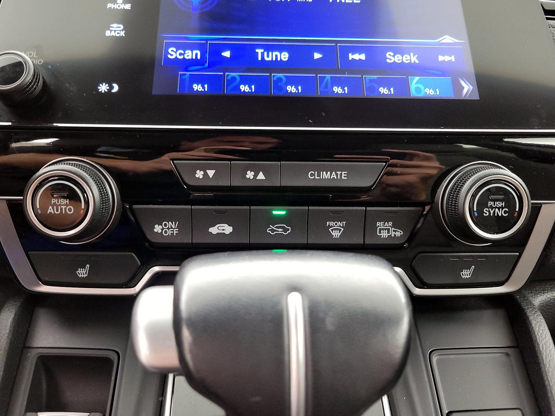 Thumbnail: 2018 Honda CR-V - 16