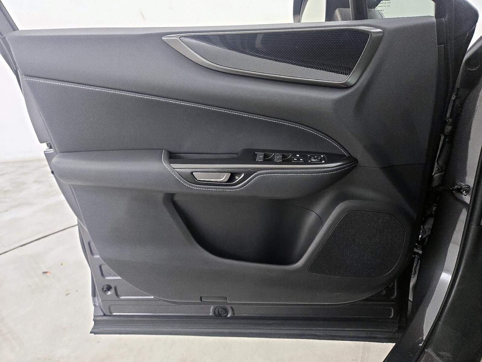 2022 Lexus NX Hybrid 350h - Photo 13