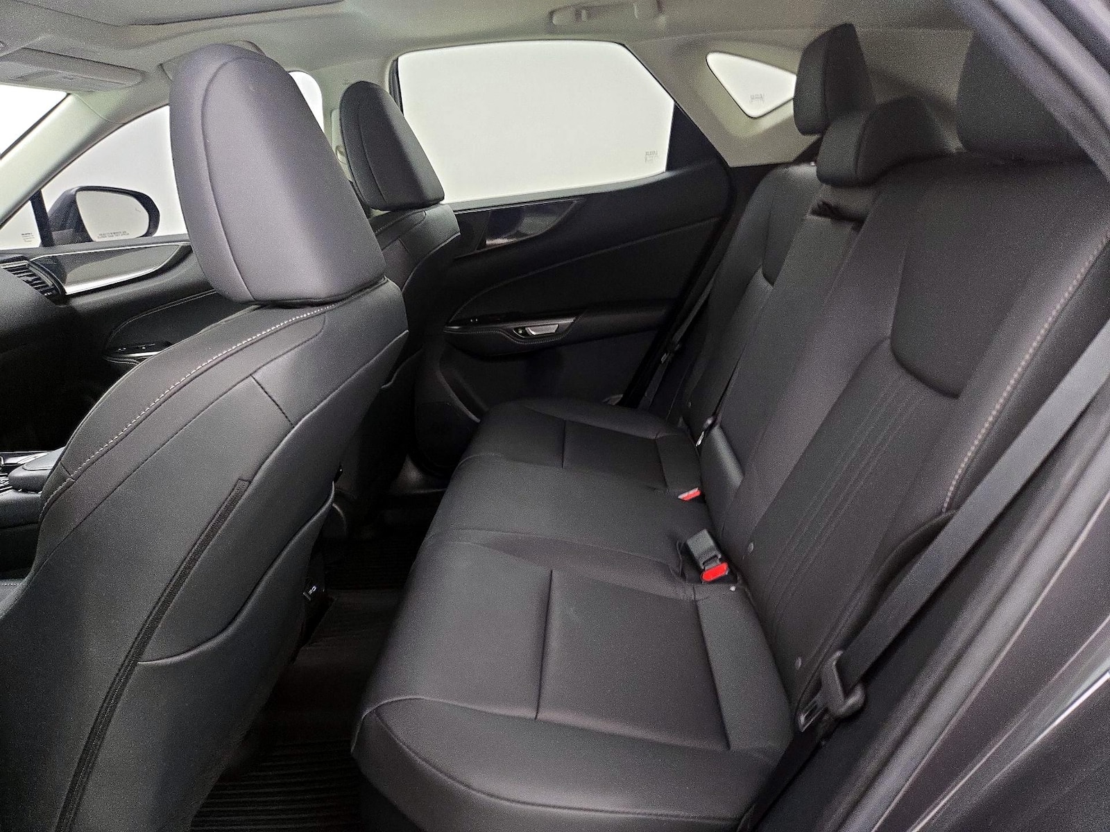 2022 Lexus NX Hybrid 350h - Photo 21