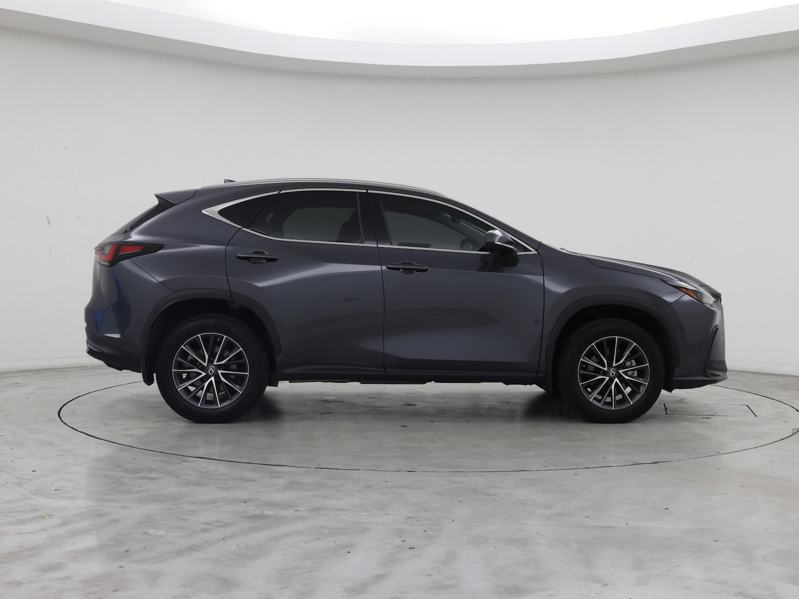 2022 Lexus NX Hybrid 350h - Photo 8