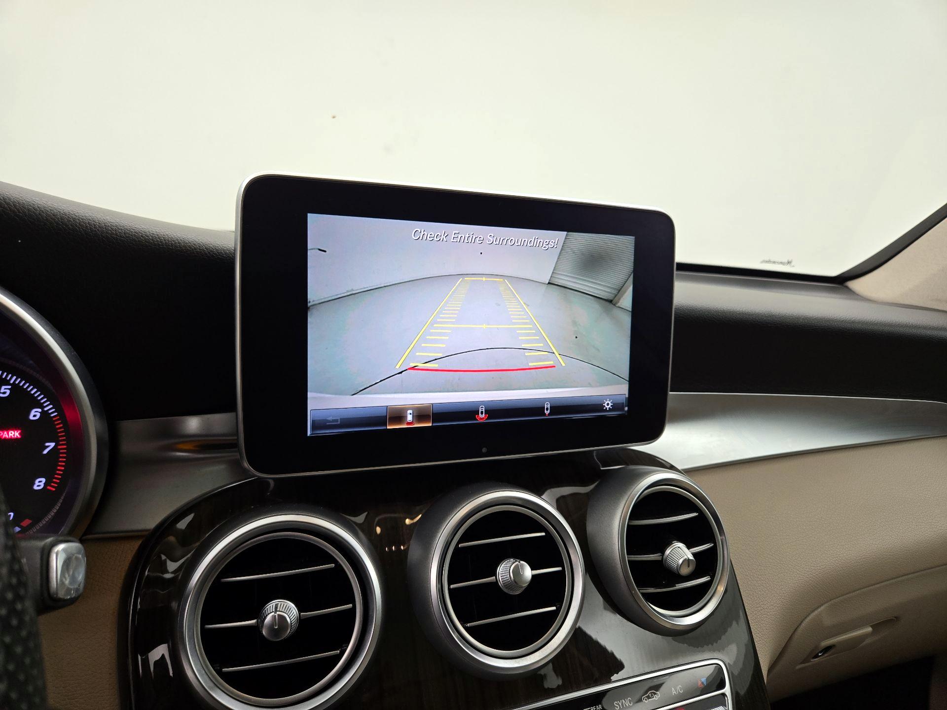 Thumbnail: 2017 Mercedes-Benz GLC - 15