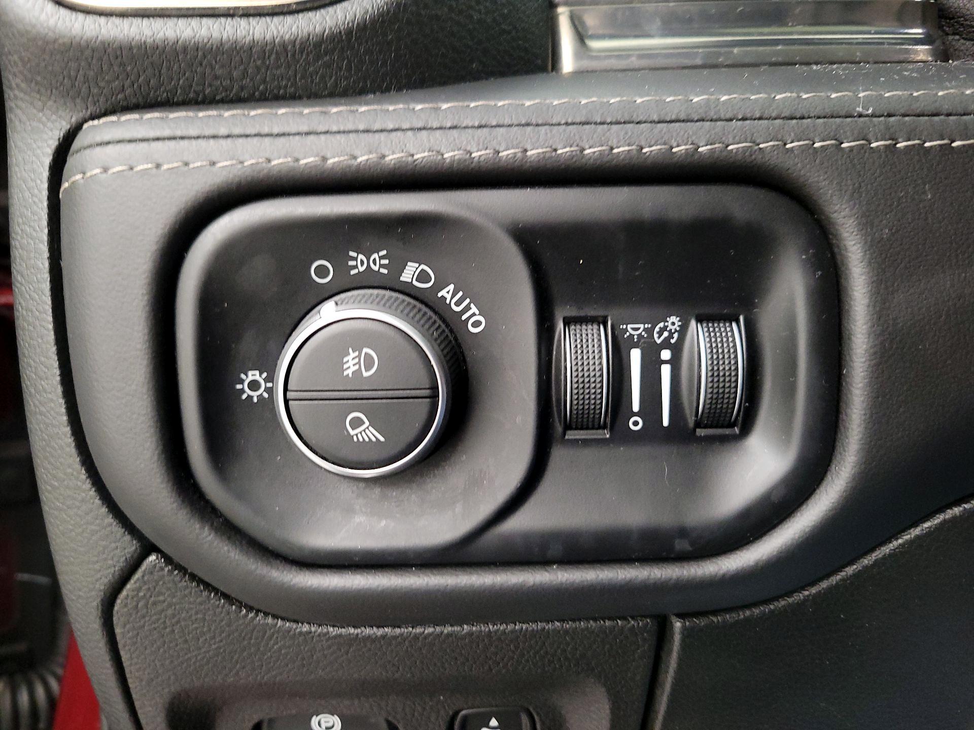 Thumbnail: 2020 RAM 1500 - 13