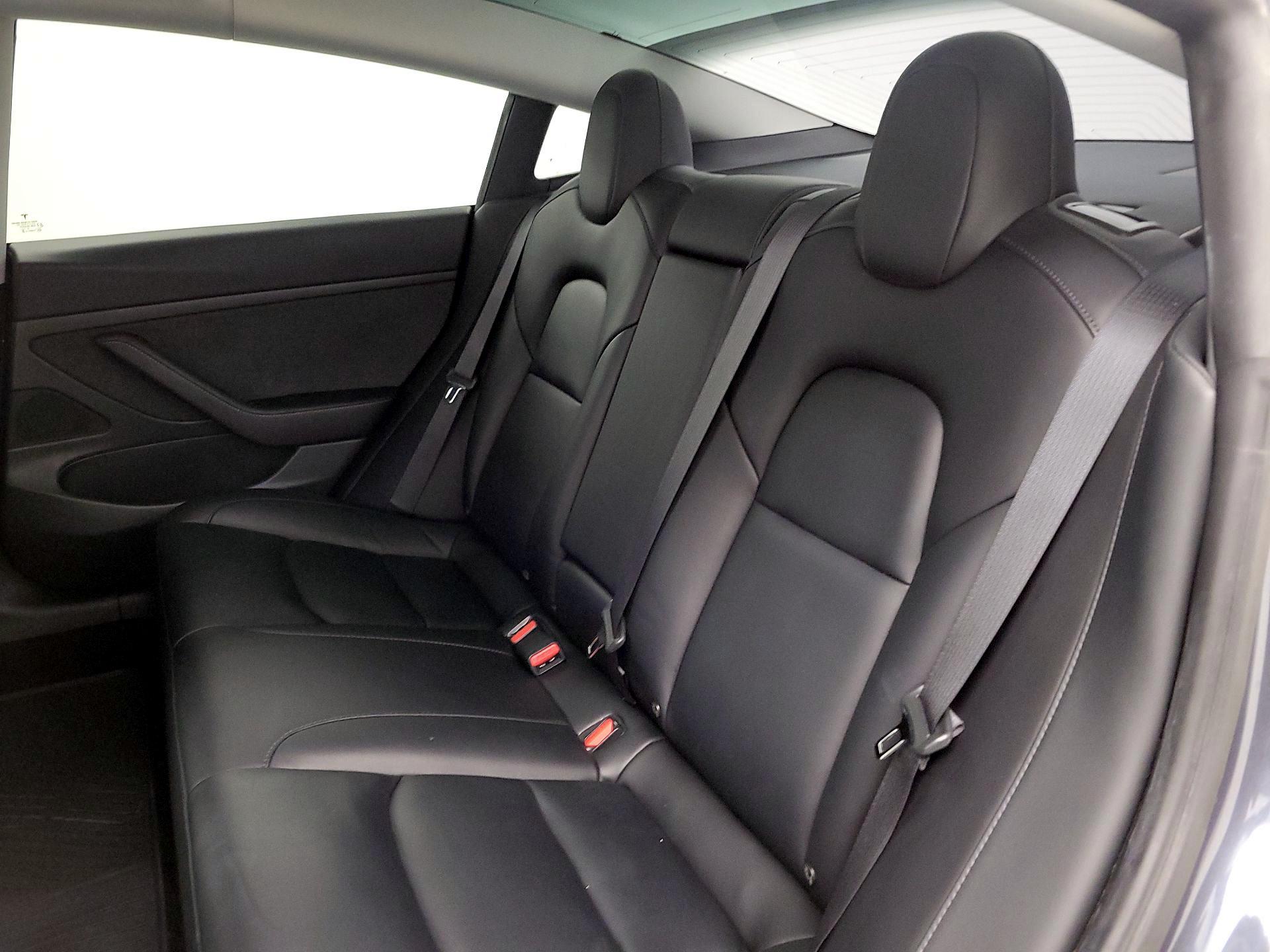 Thumbnail: 2020 Tesla Model 3 - 18