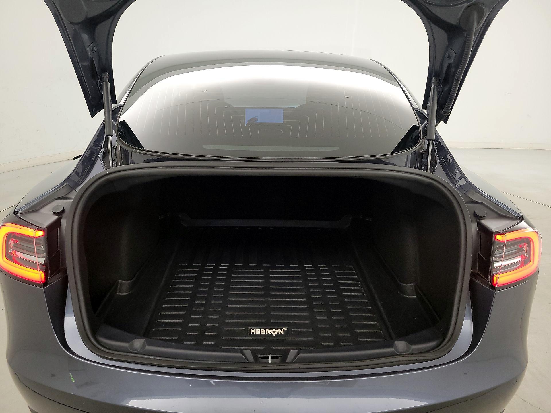 Thumbnail: 2020 Tesla Model 3 - 19