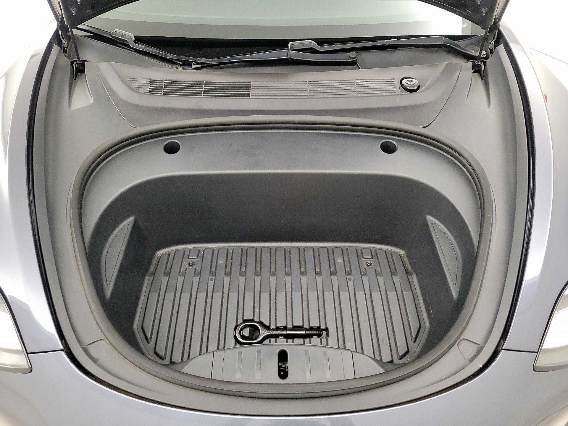 Thumbnail: 2020 Tesla Model 3 - 20