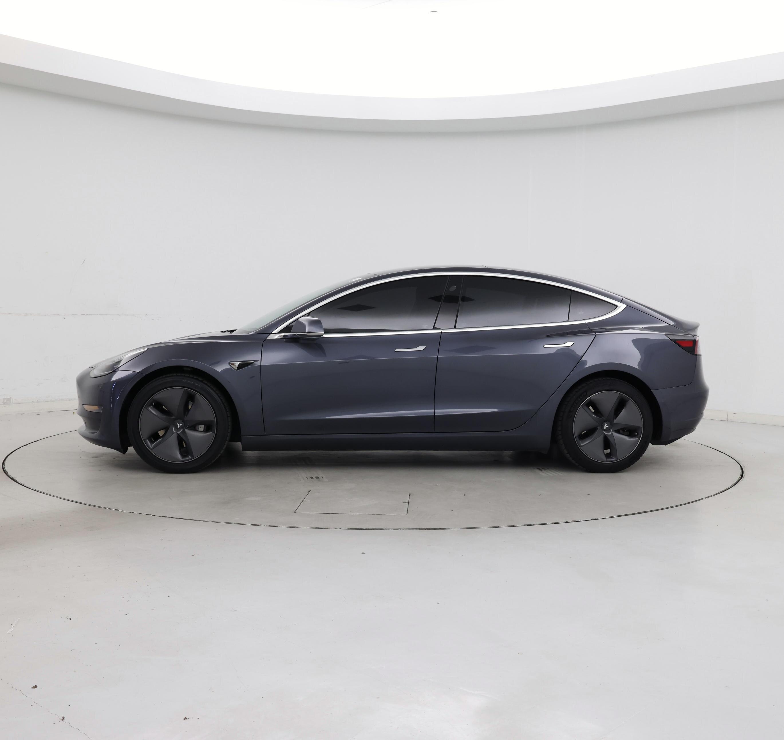 Thumbnail: 2020 Tesla Model 3 - 3