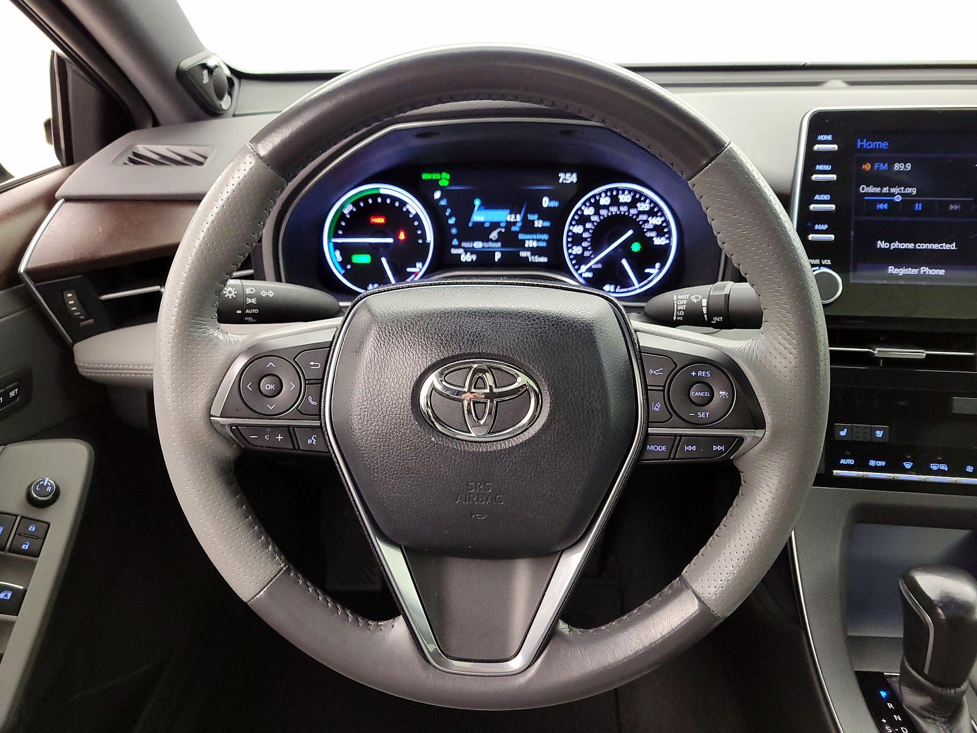 Thumbnail: 2020 Toyota Avalon - 10