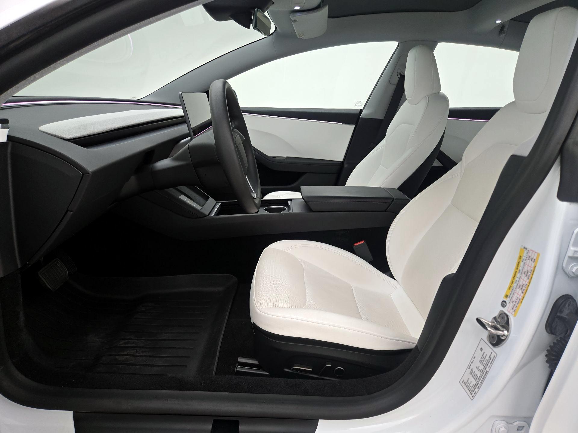 Thumbnail: 2024 Tesla Model 3 - 11