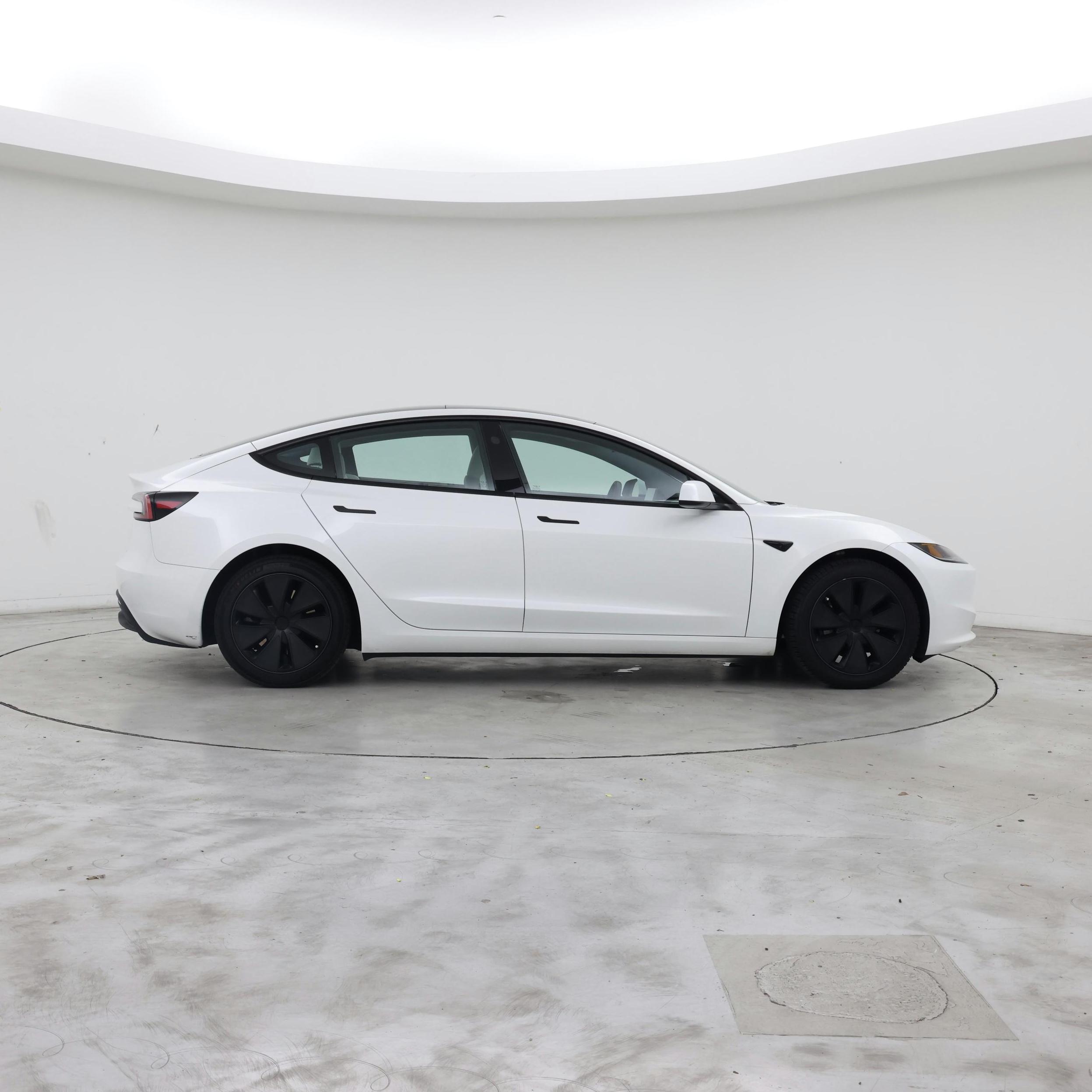 Thumbnail: 2024 Tesla Model 3 - 7