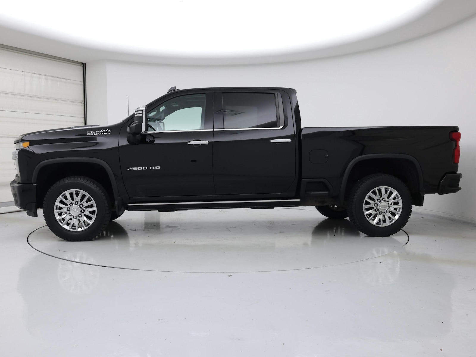 2021 Chevrolet Silverado 2500HD High Country - Photo 4