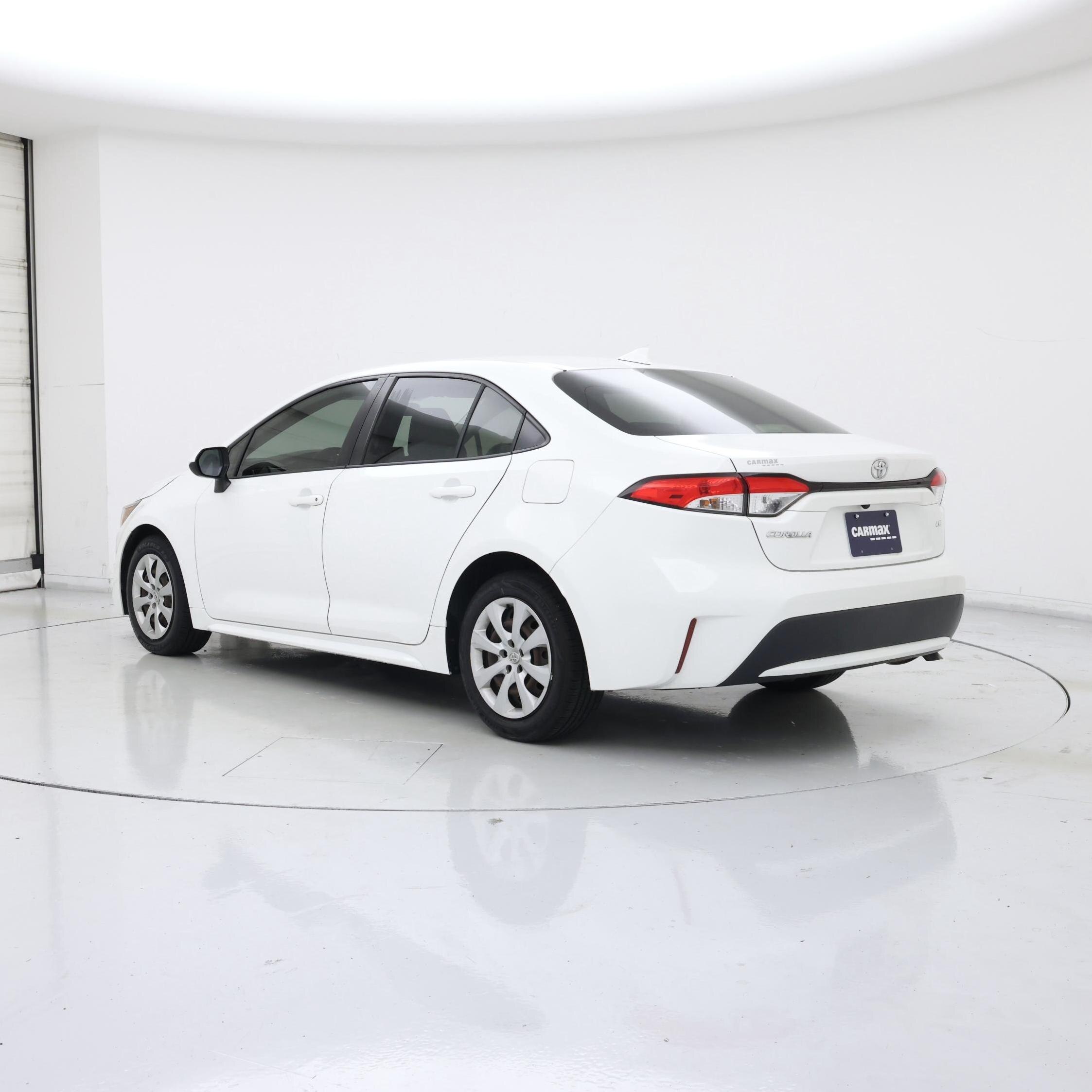 Thumbnail: 2021 Toyota Corolla - 2