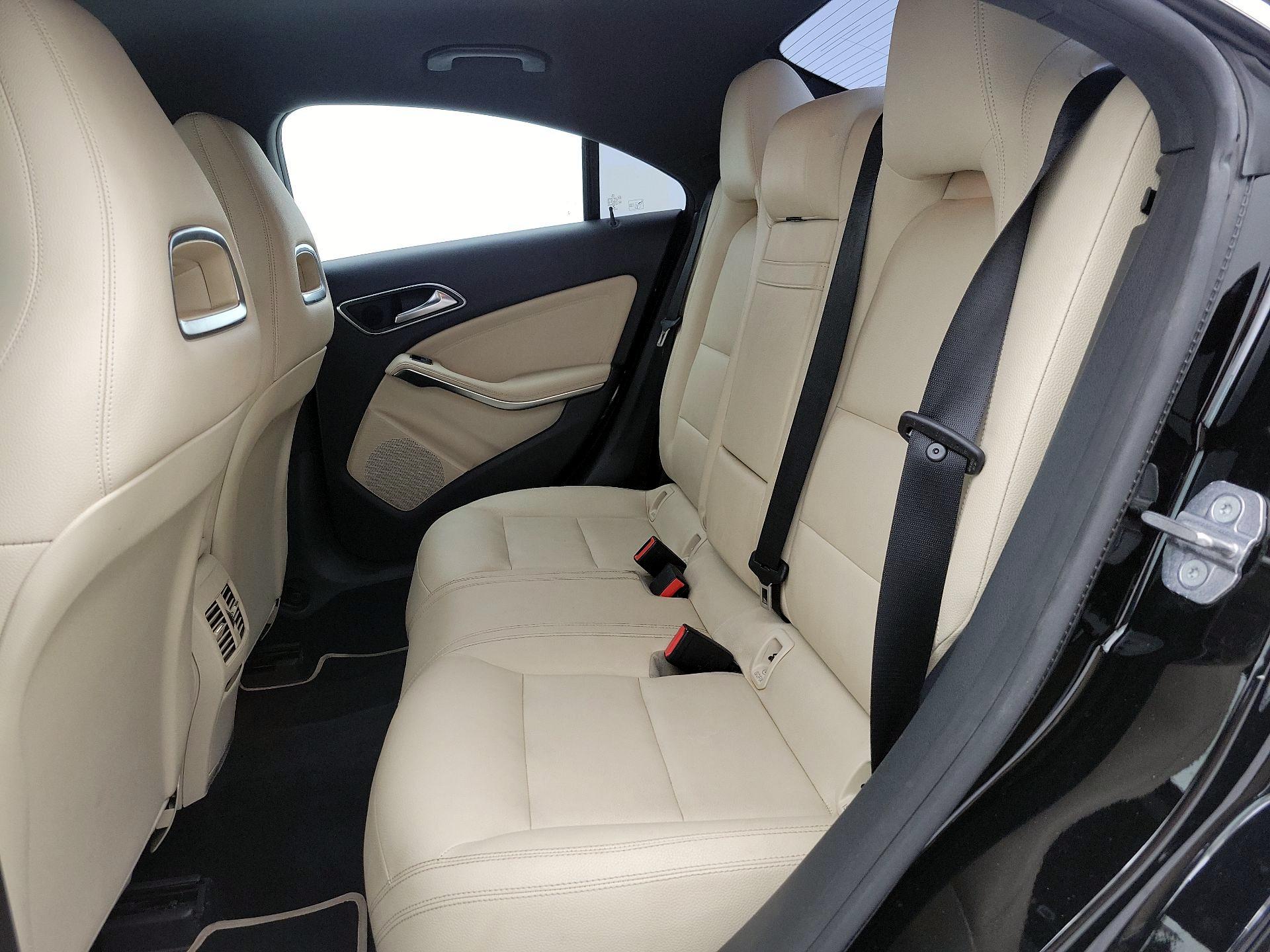 Thumbnail: 2018 Mercedes-Benz CLA - 18