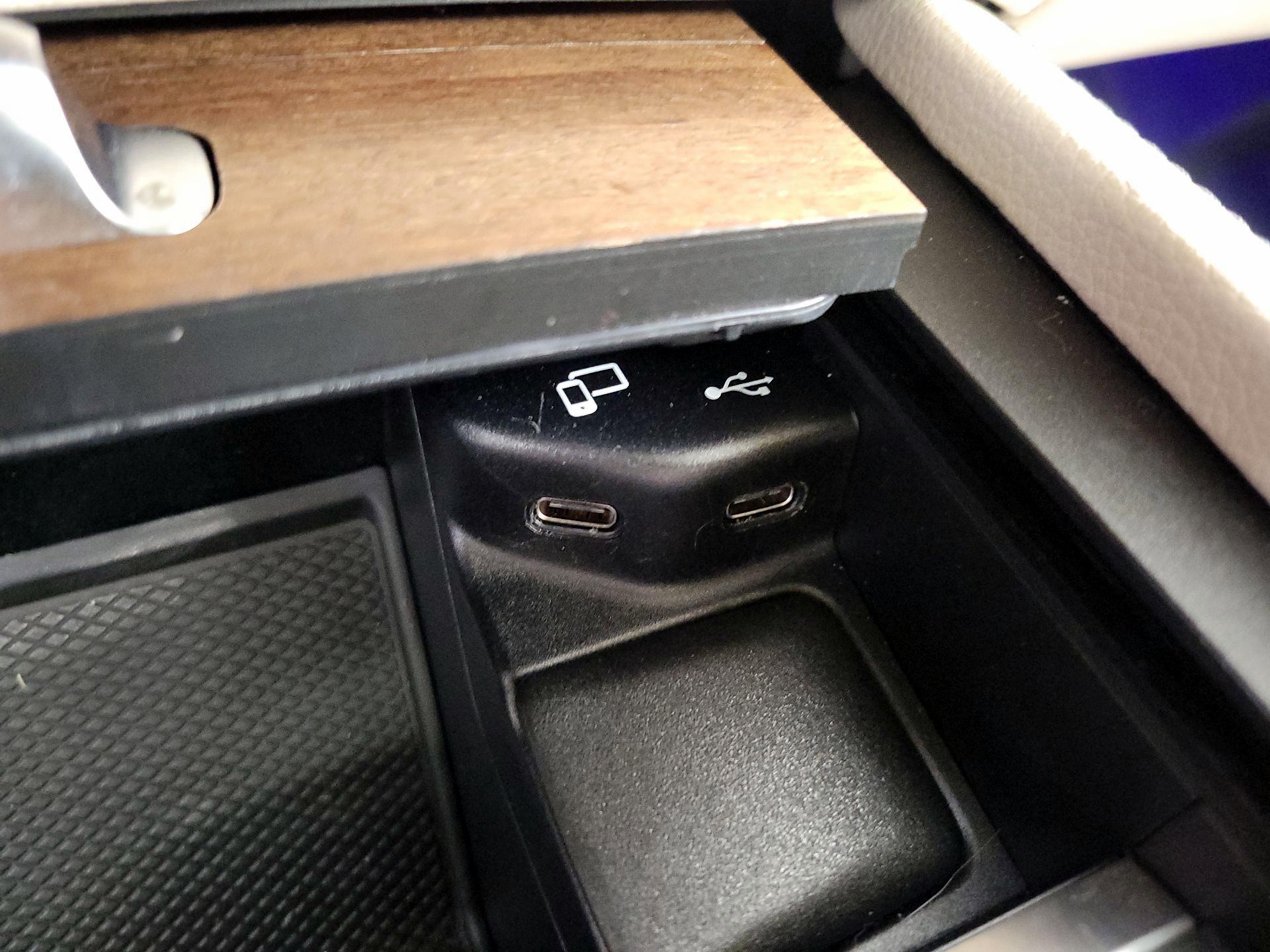 Thumbnail: 2022 Mercedes-Benz GLE - 19