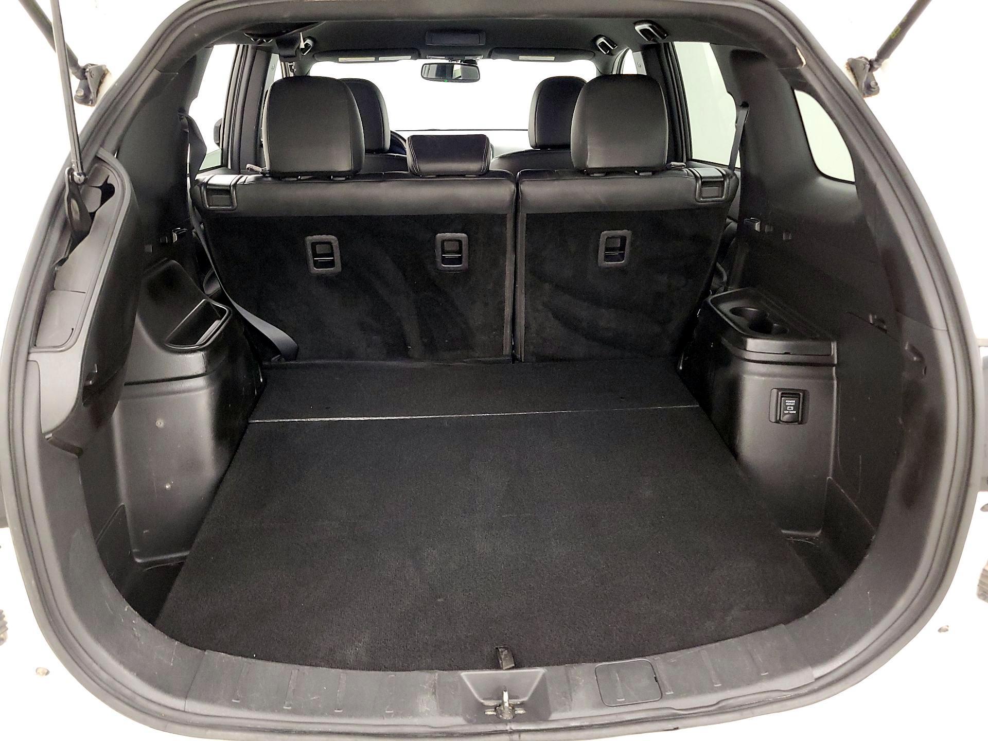 Thumbnail: 2019 Mitsubishi Outlander - 20