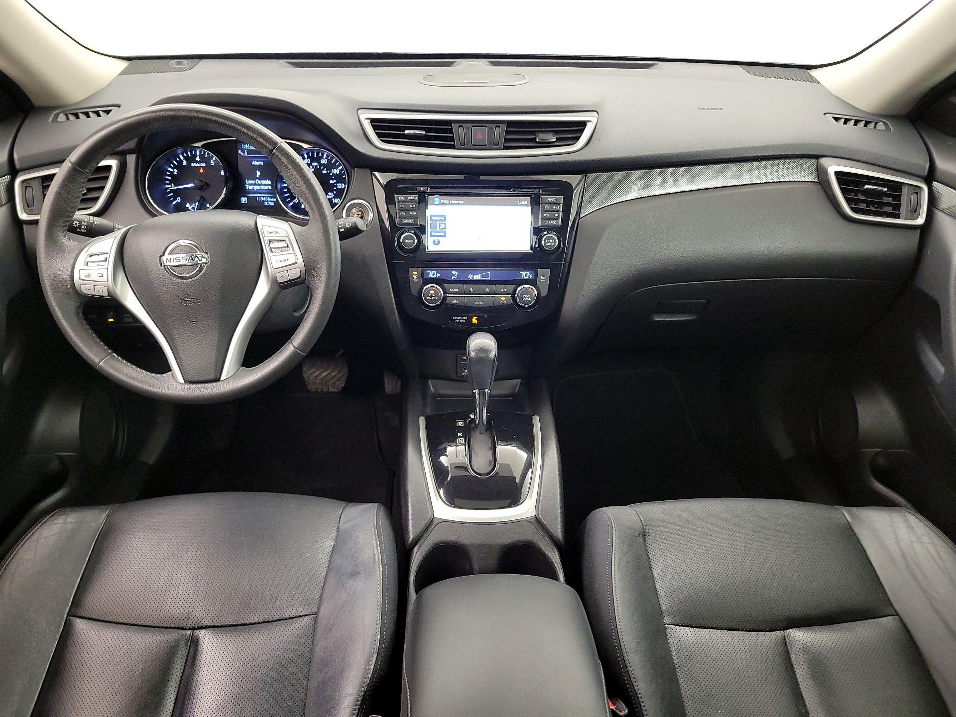 Thumbnail: 2015 Nissan Rogue - 9