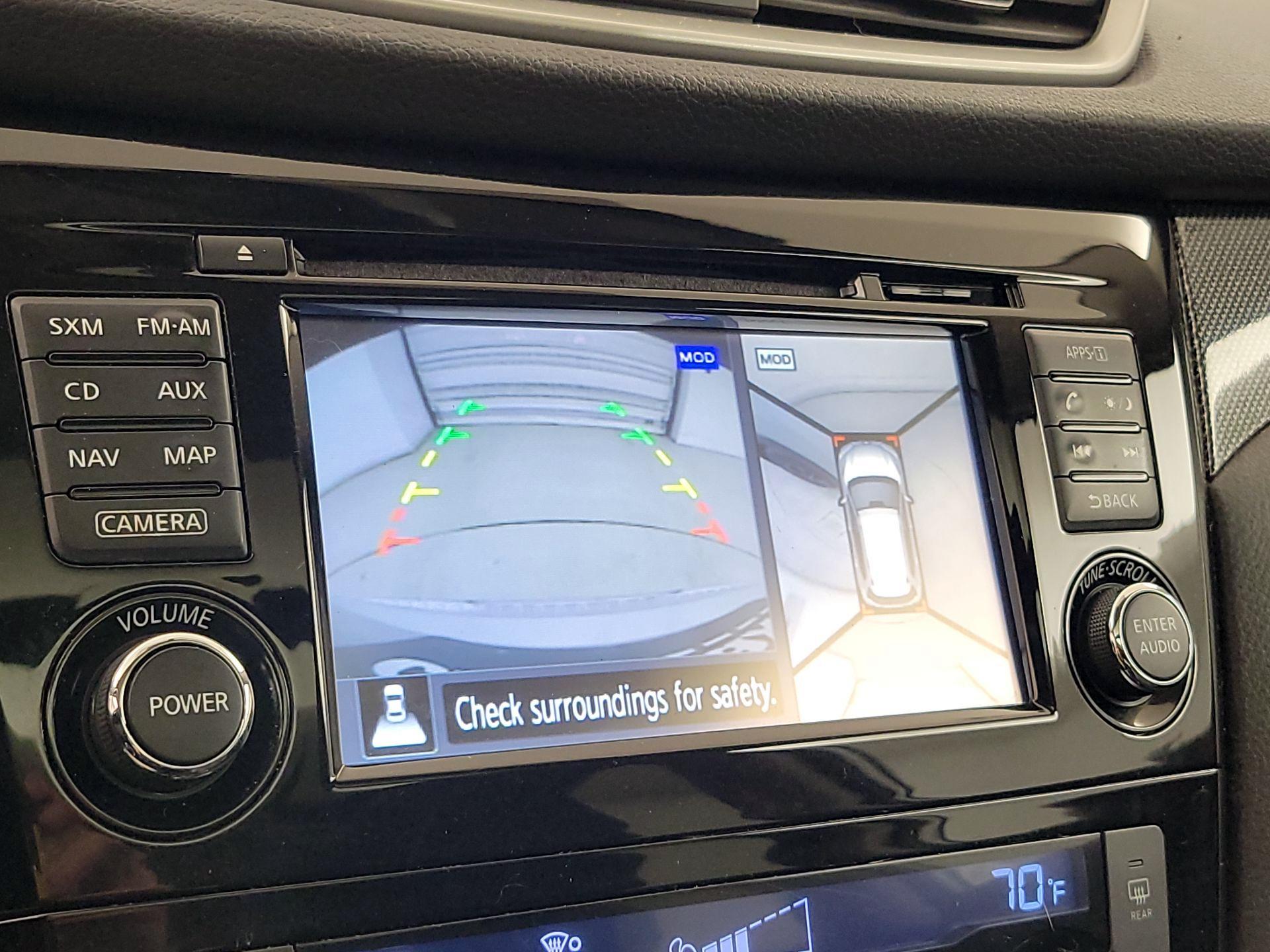 Thumbnail: 2015 Nissan Rogue - 15