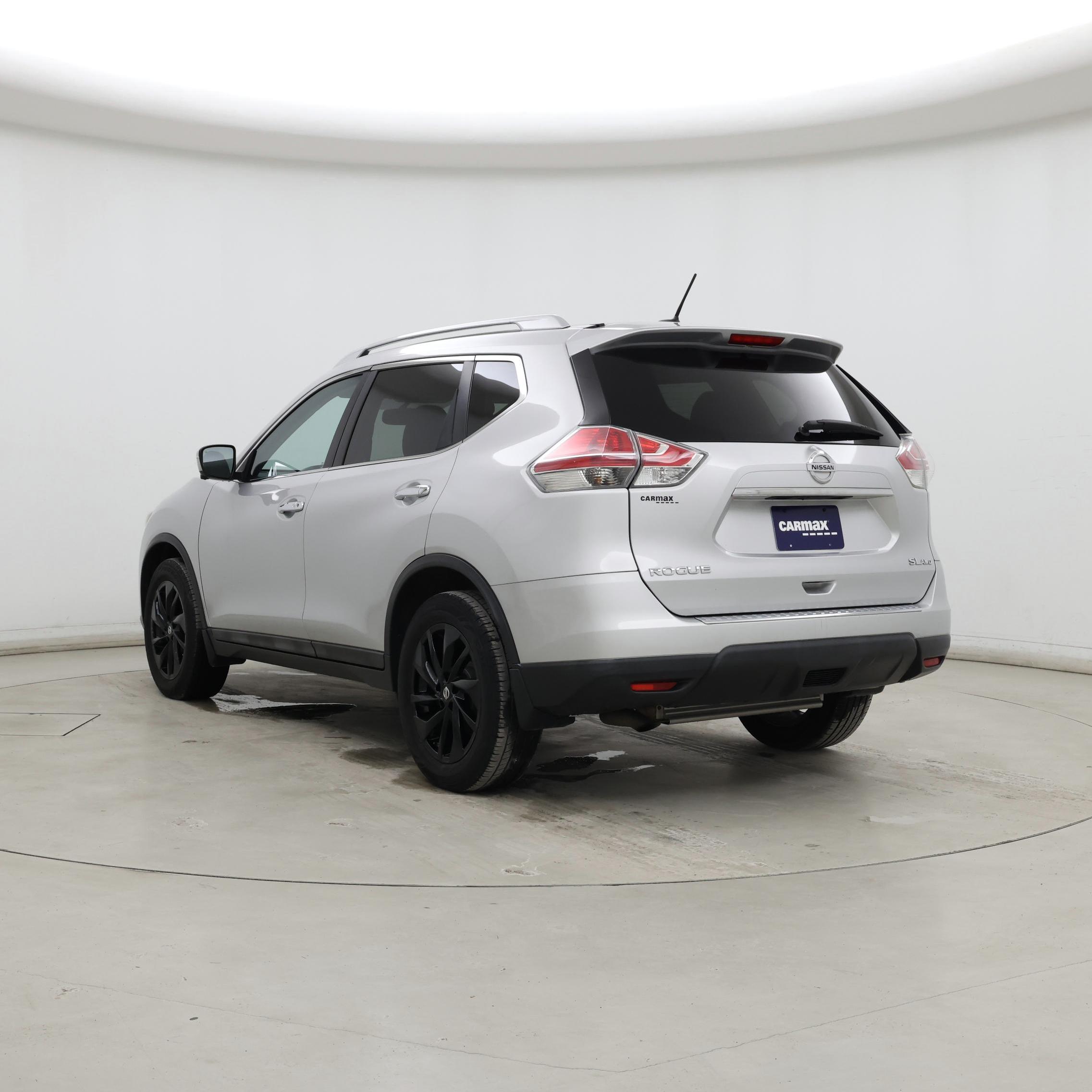 Thumbnail: 2015 Nissan Rogue - 2
