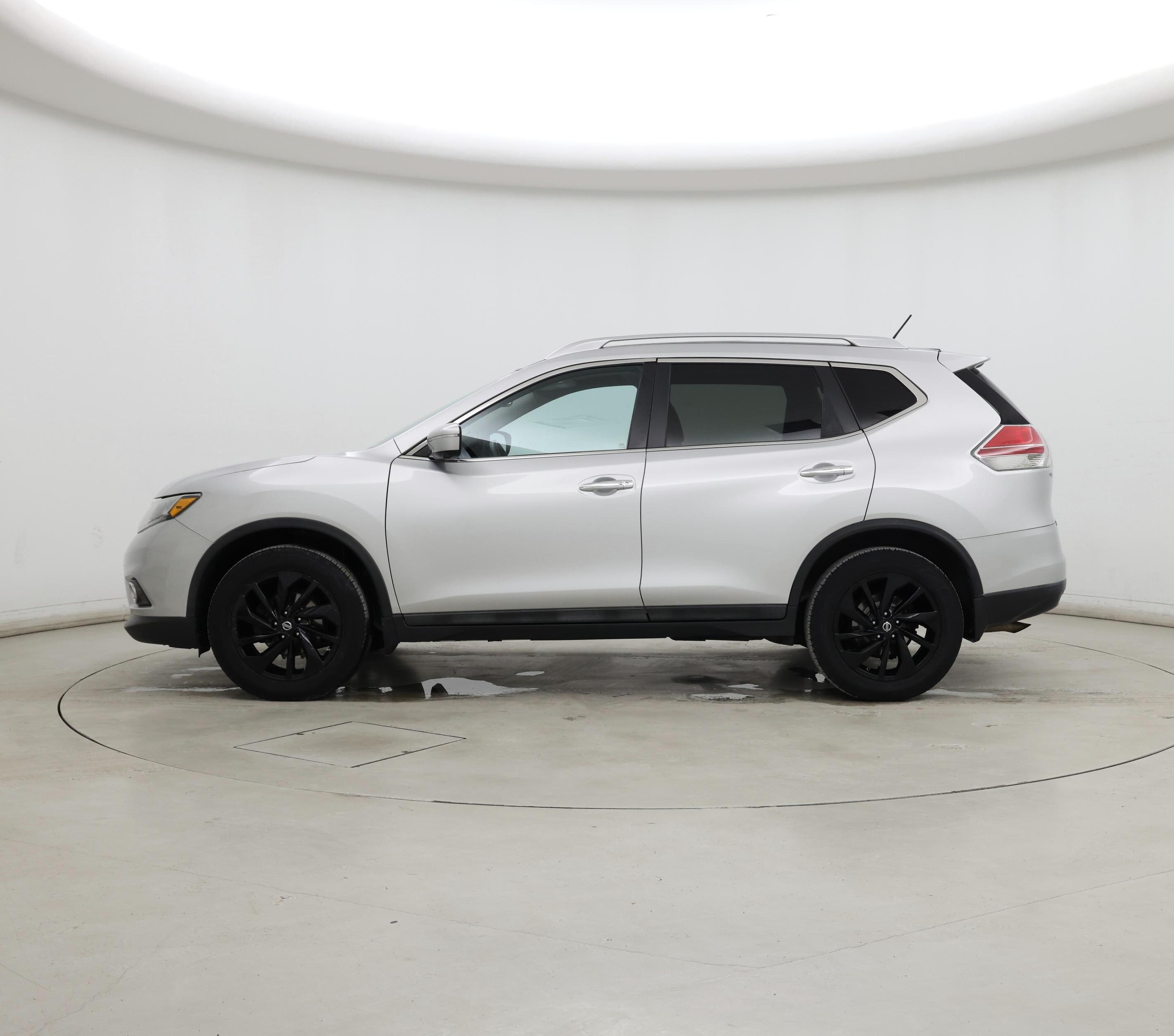 Thumbnail: 2015 Nissan Rogue - 3