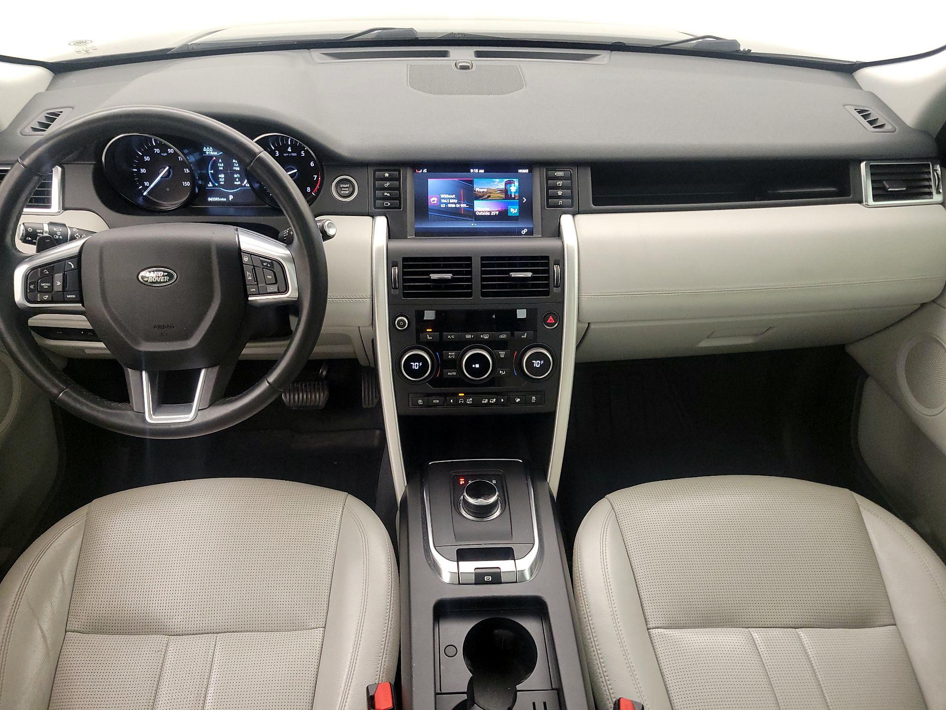 Thumbnail: 2019 Land Rover Discovery Sport - 9