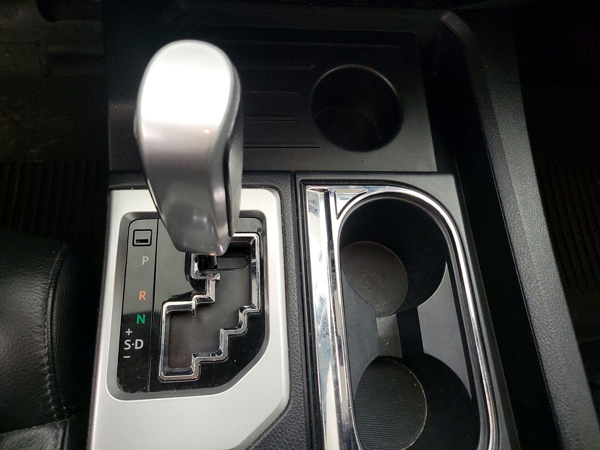 Thumbnail: 2016 Toyota Tundra - 17