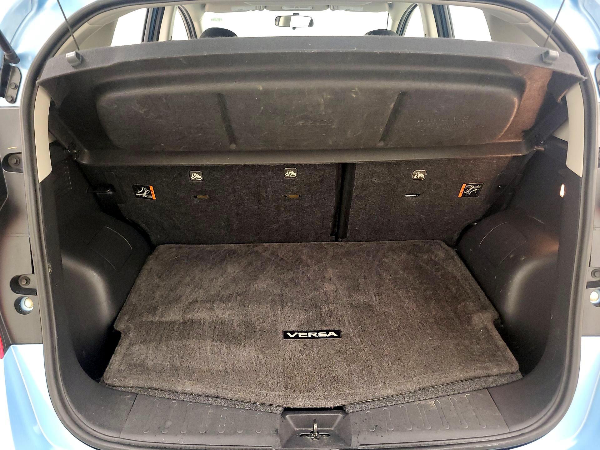 Thumbnail: 2015 Nissan Versa Note - 20