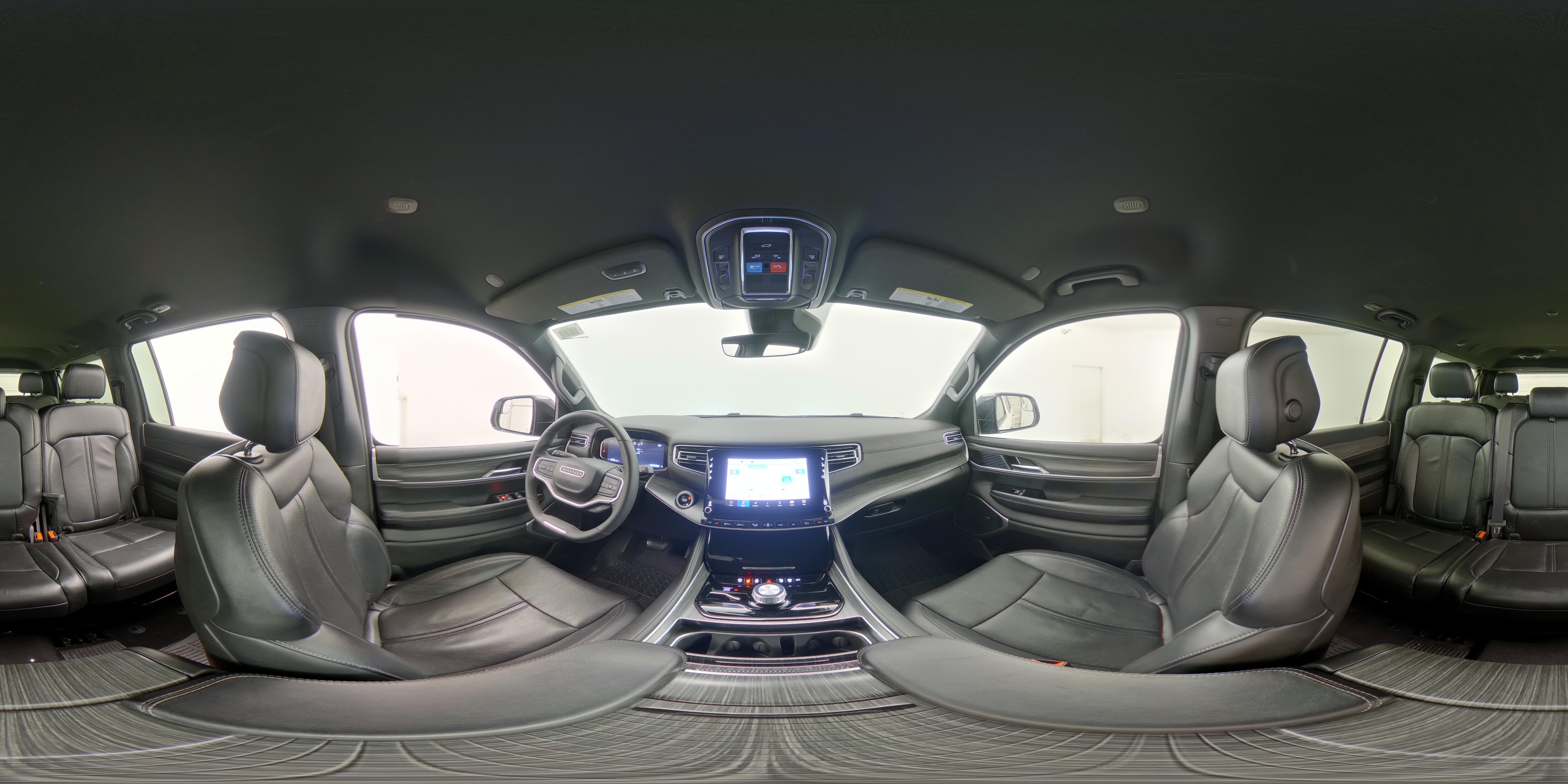 2024 Jeep Wagoneer L Series II - Photo 27