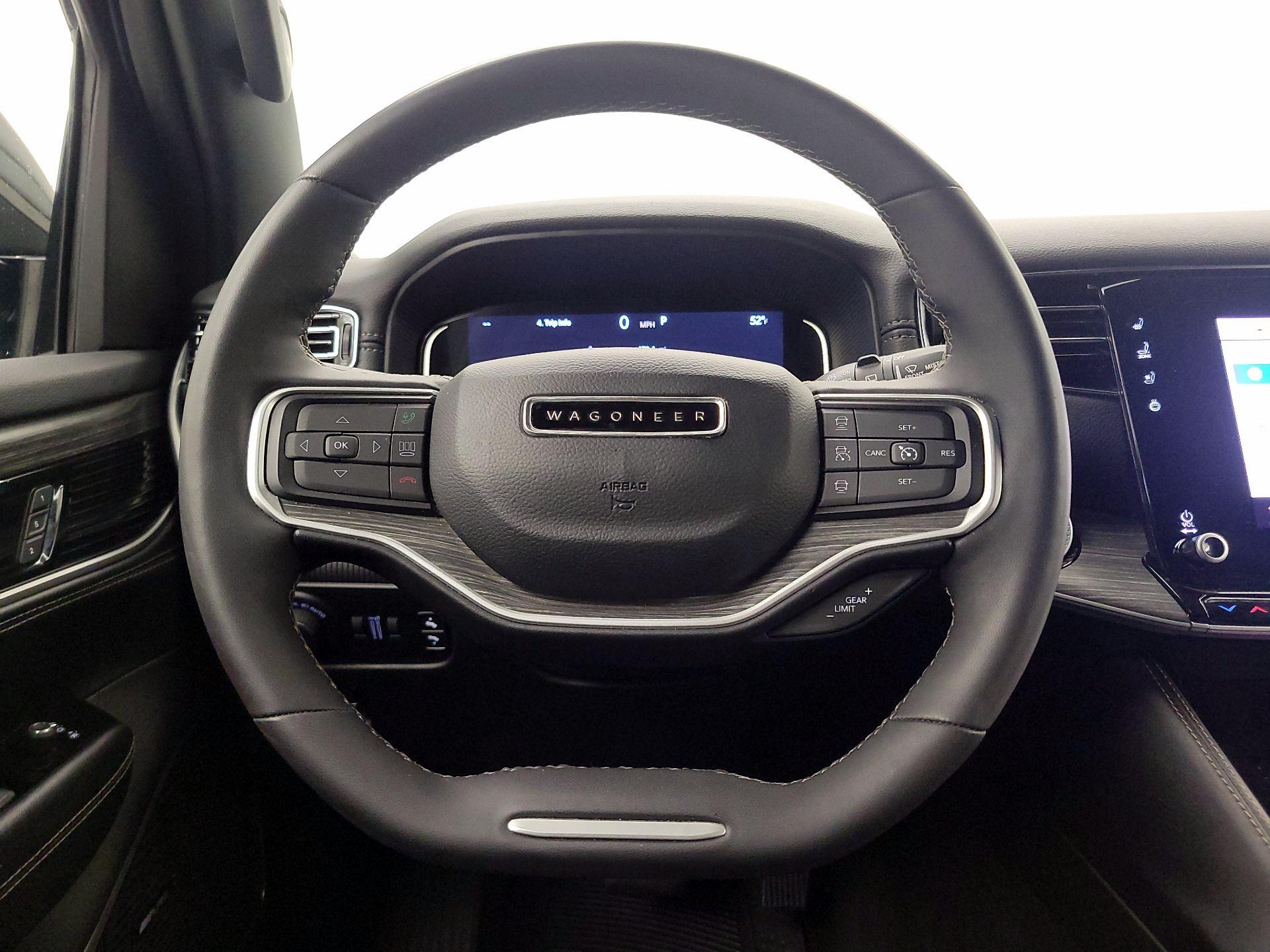 Thumbnail: 2024 Jeep Wagoneer - 10