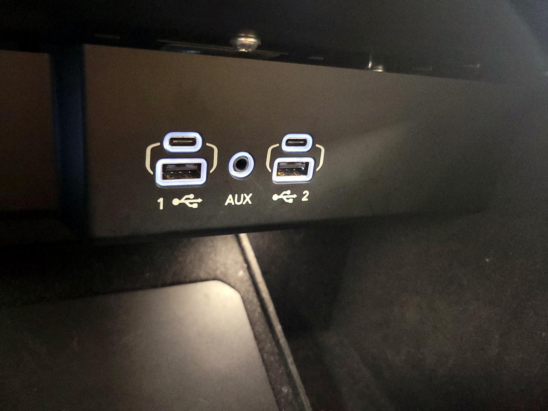 Thumbnail: 2024 Jeep Wagoneer - 19