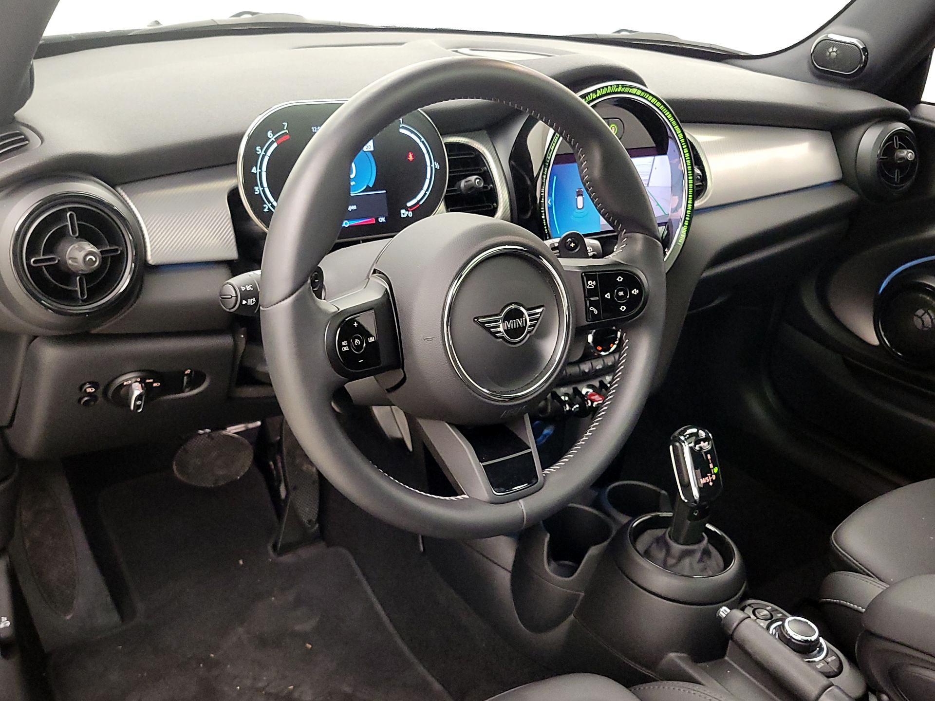 Thumbnail: 2023 MINI Cooper Hardtop - 9