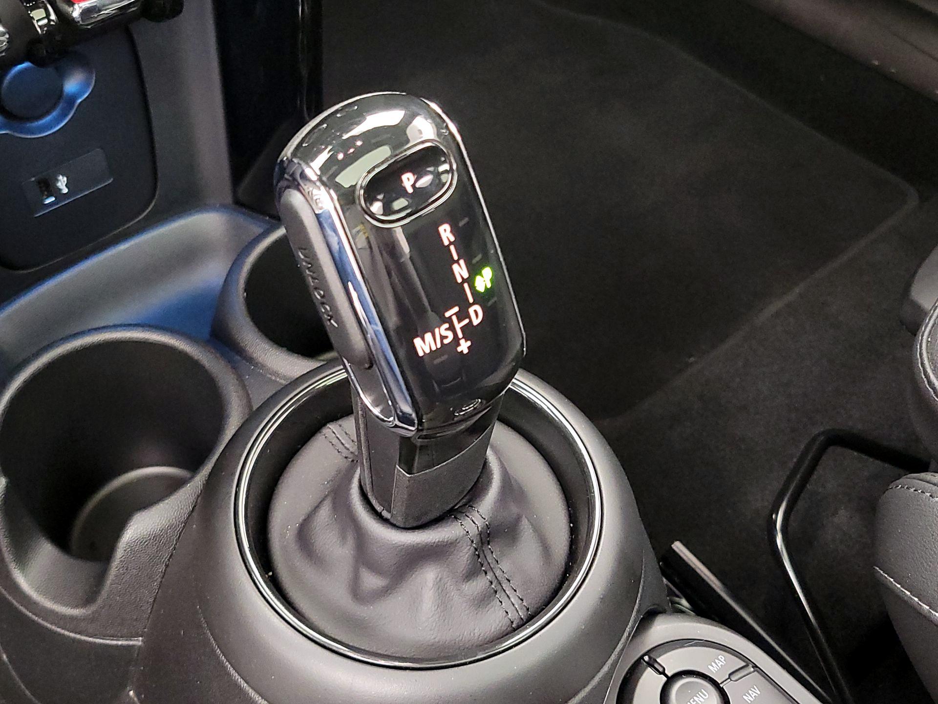 Thumbnail: 2023 MINI Cooper Hardtop - 17