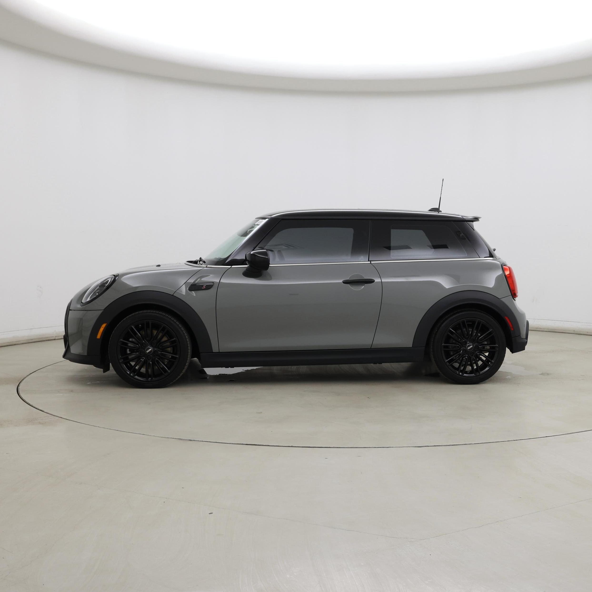 Thumbnail: 2023 MINI Cooper Hardtop - 3