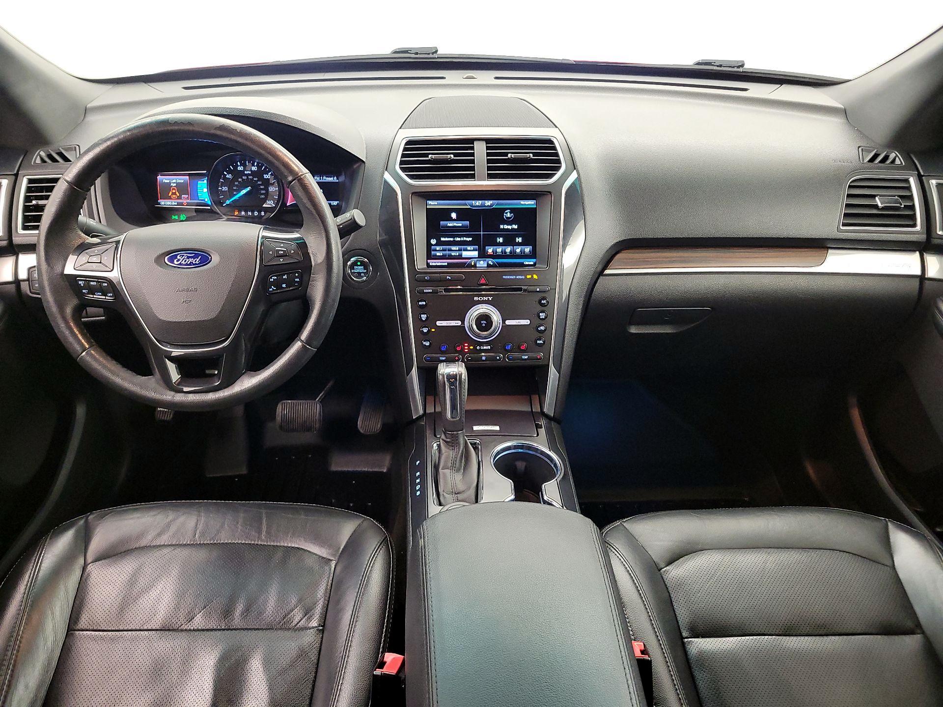 Thumbnail: 2016 Ford Explorer - 9