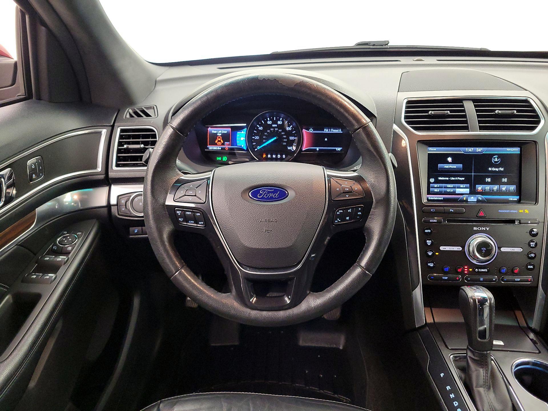 Thumbnail: 2016 Ford Explorer - 10