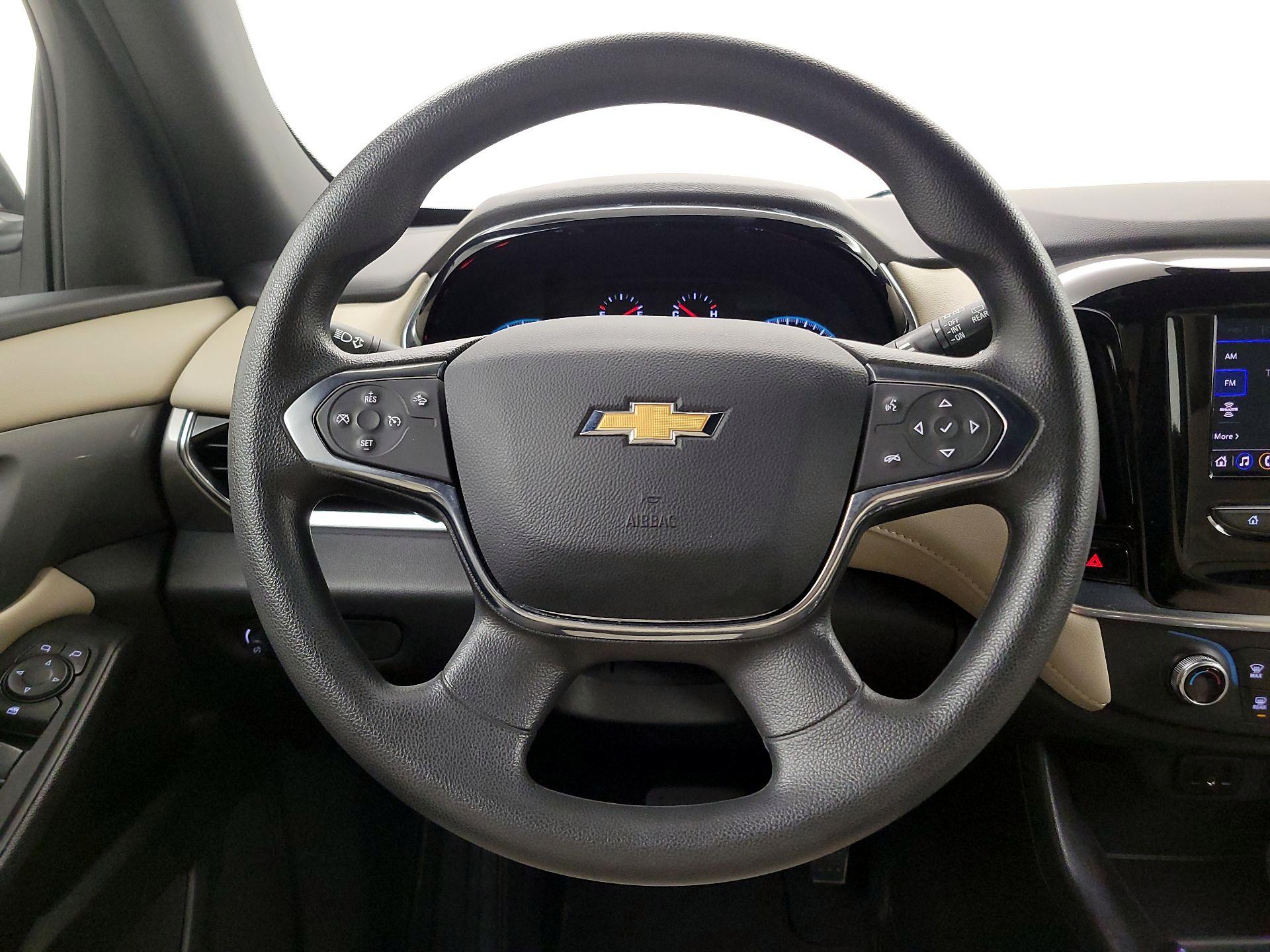 Thumbnail: 2023 Chevrolet Traverse - 10