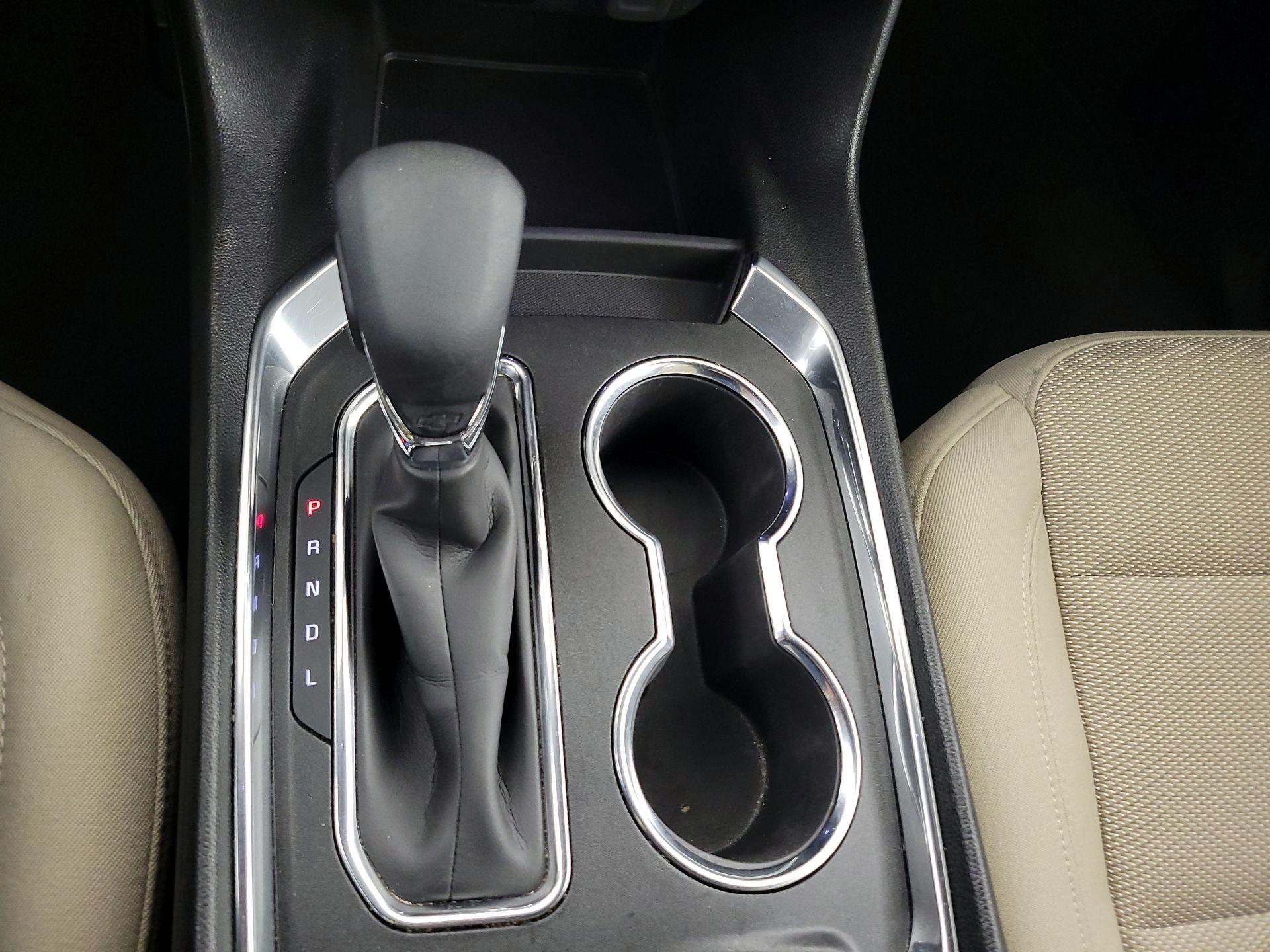 Thumbnail: 2023 Chevrolet Traverse - 17