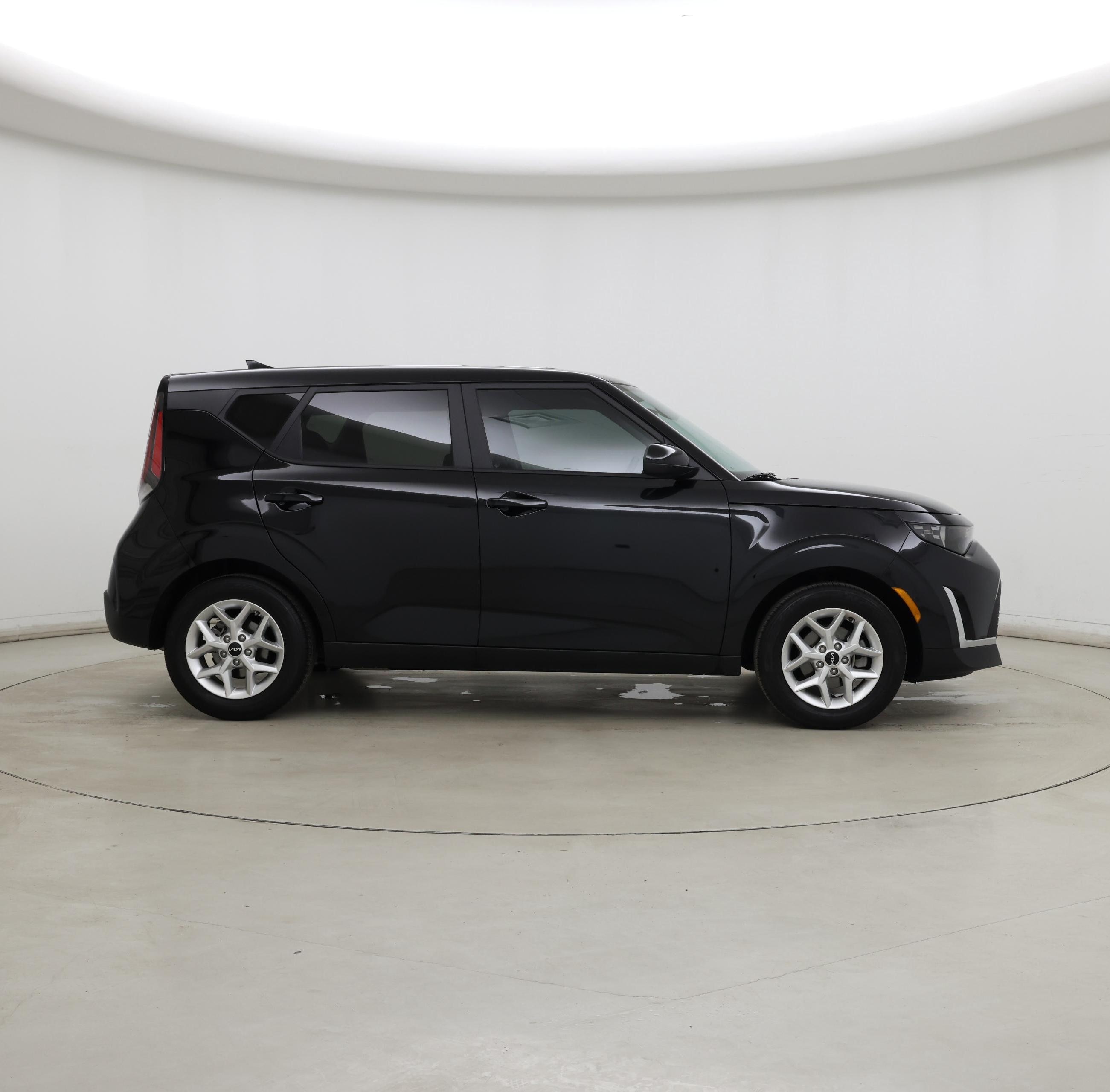 Thumbnail: 2023 Kia Soul - 7