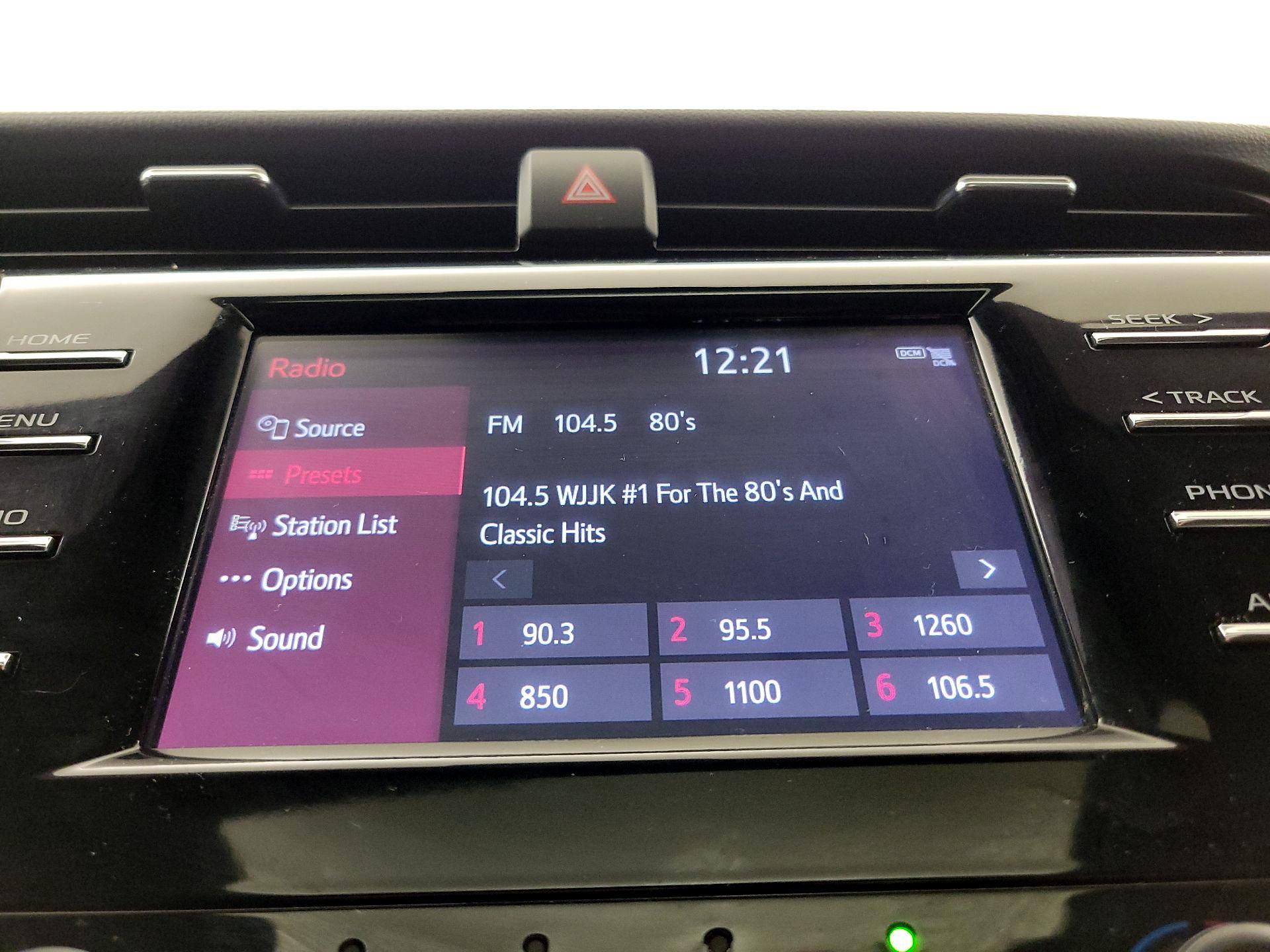 Thumbnail: 2019 Toyota Camry - 15