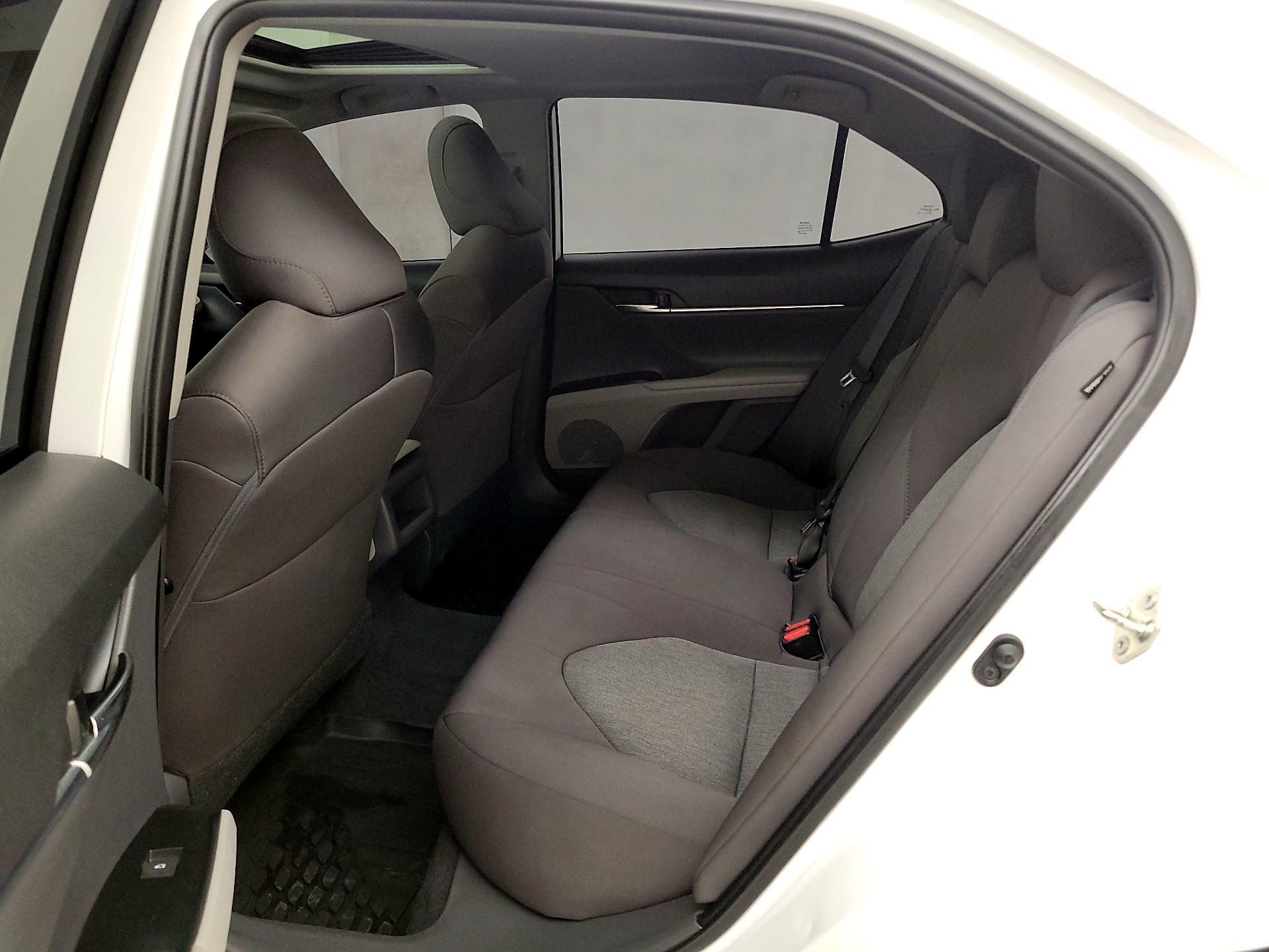 Thumbnail: 2019 Toyota Camry - 20