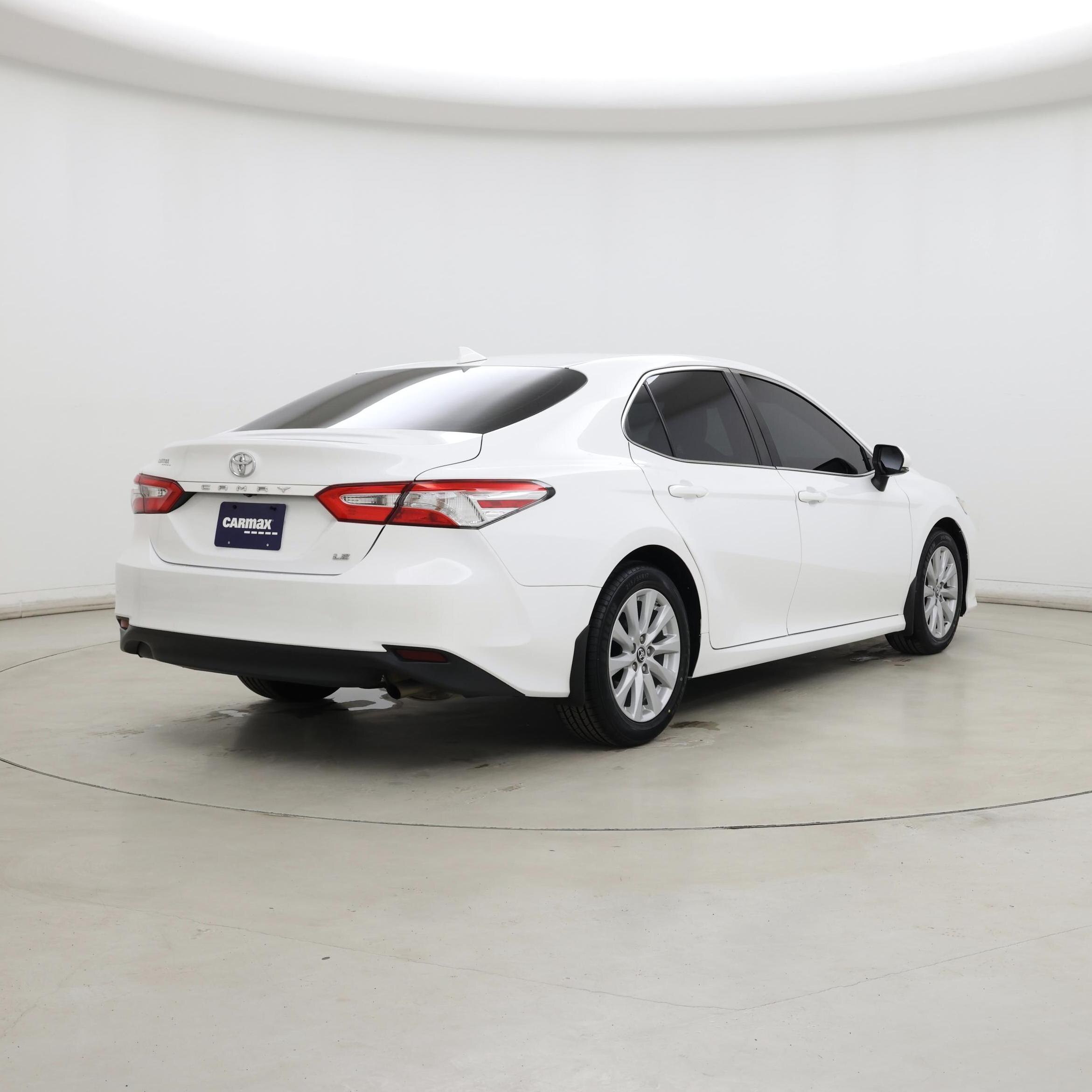 Thumbnail: 2019 Toyota Camry - 8