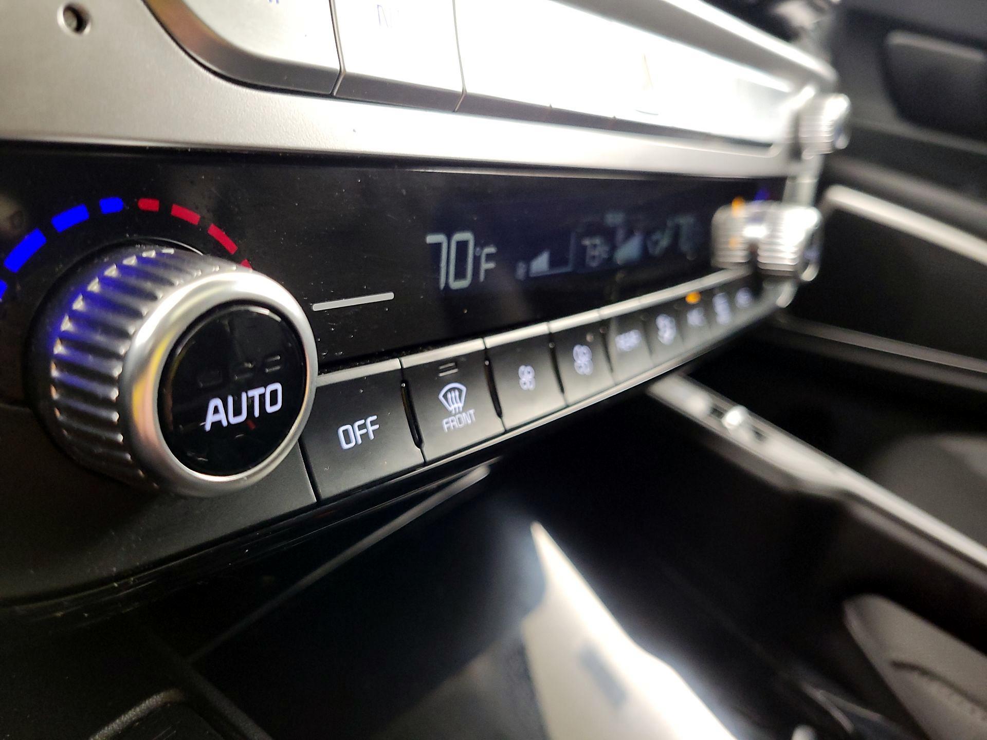 Thumbnail: 2024 Kia Telluride - 17