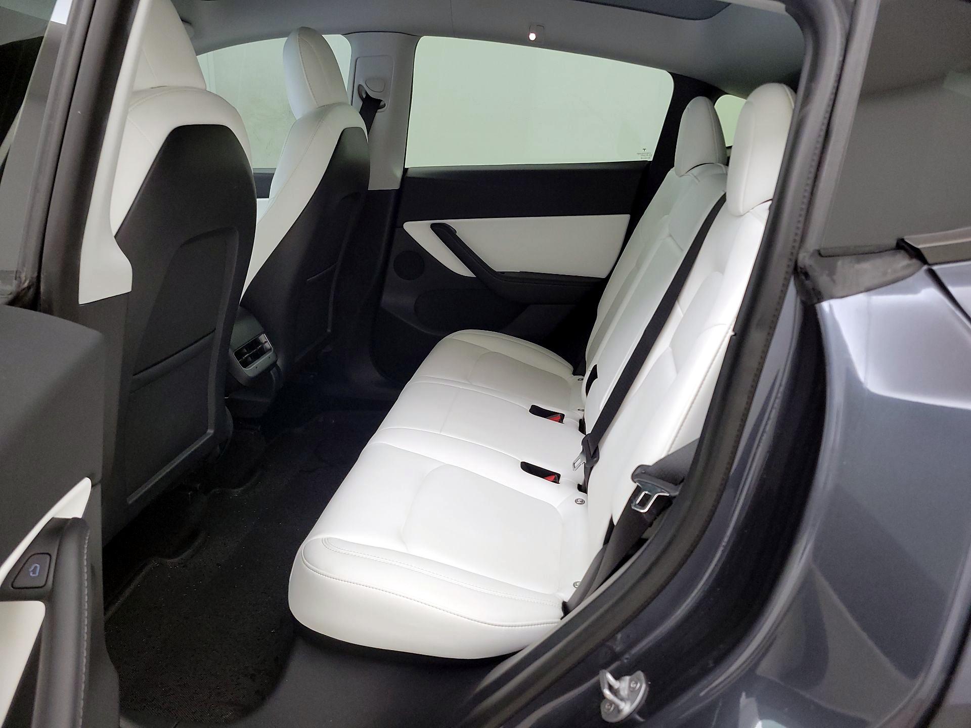 Thumbnail: 2021 Tesla Model Y - 19