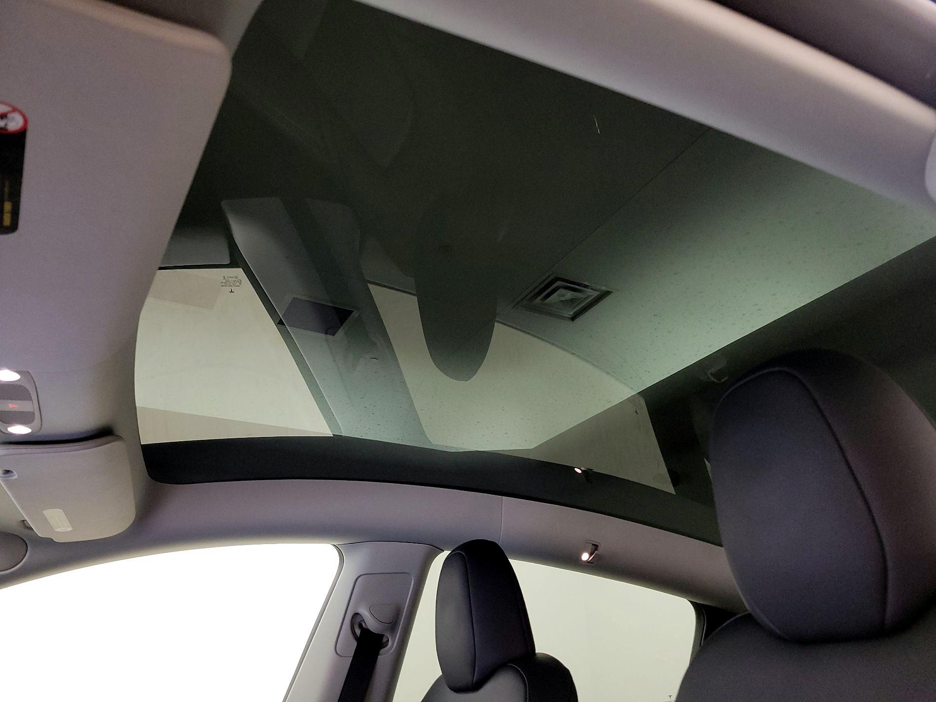 Thumbnail: 2023 Tesla Model Y - 18